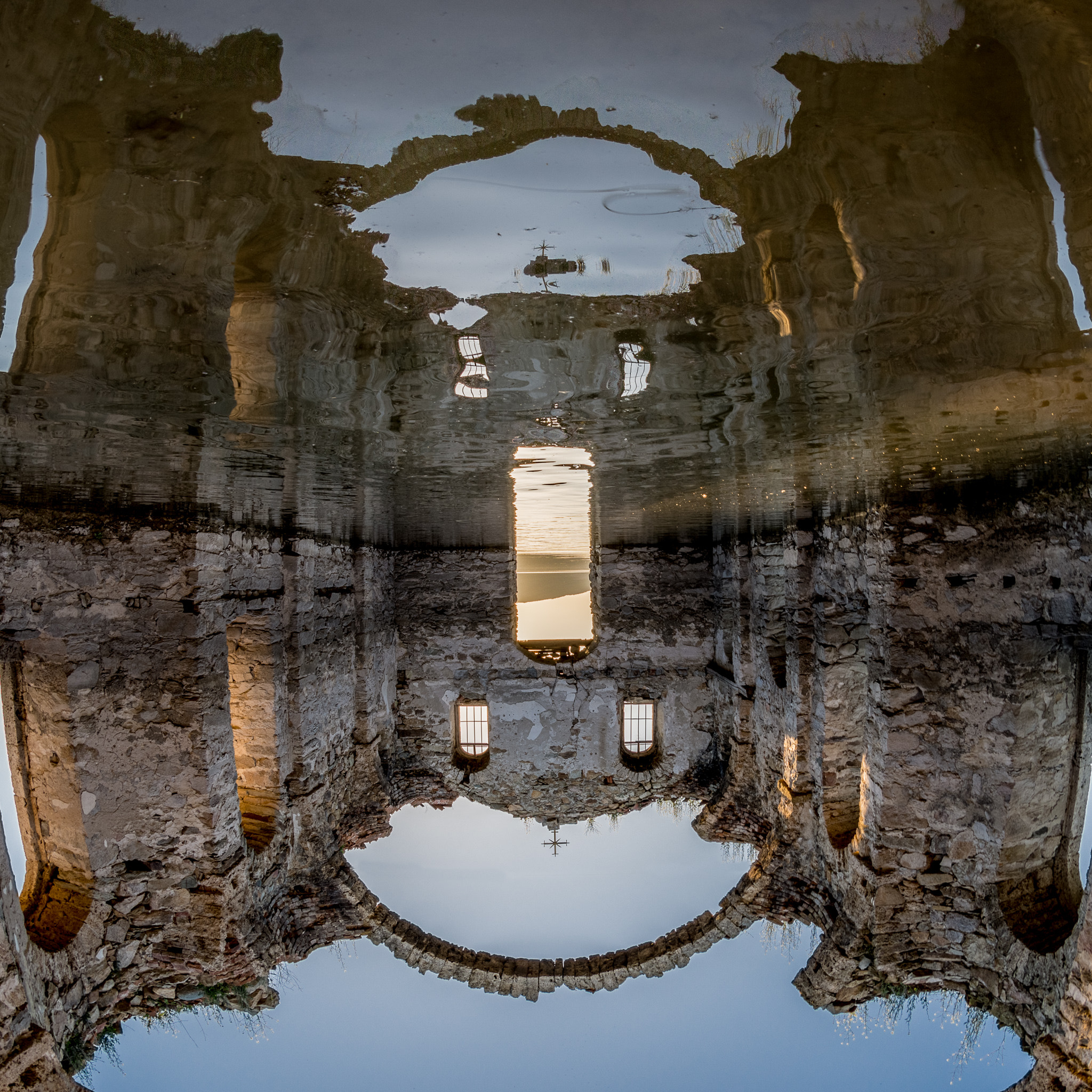 Nikon AF DX Fisheye-Nikkor 10.5mm F2.8G ED sample photo. The mirror church photography