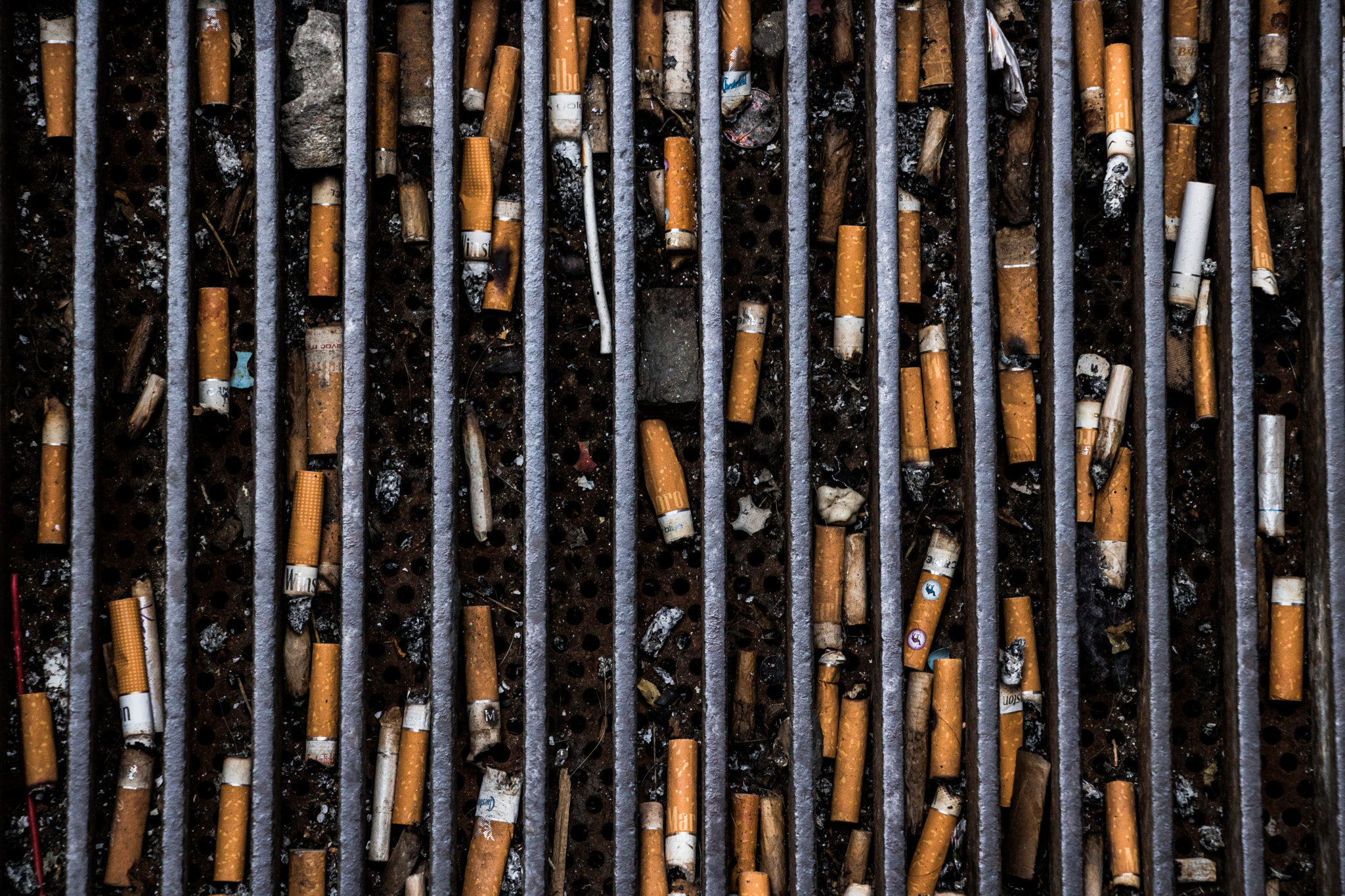 Canon EF-S 18-135mm F3.5-5.6 IS STM sample photo. Nicotine town photography