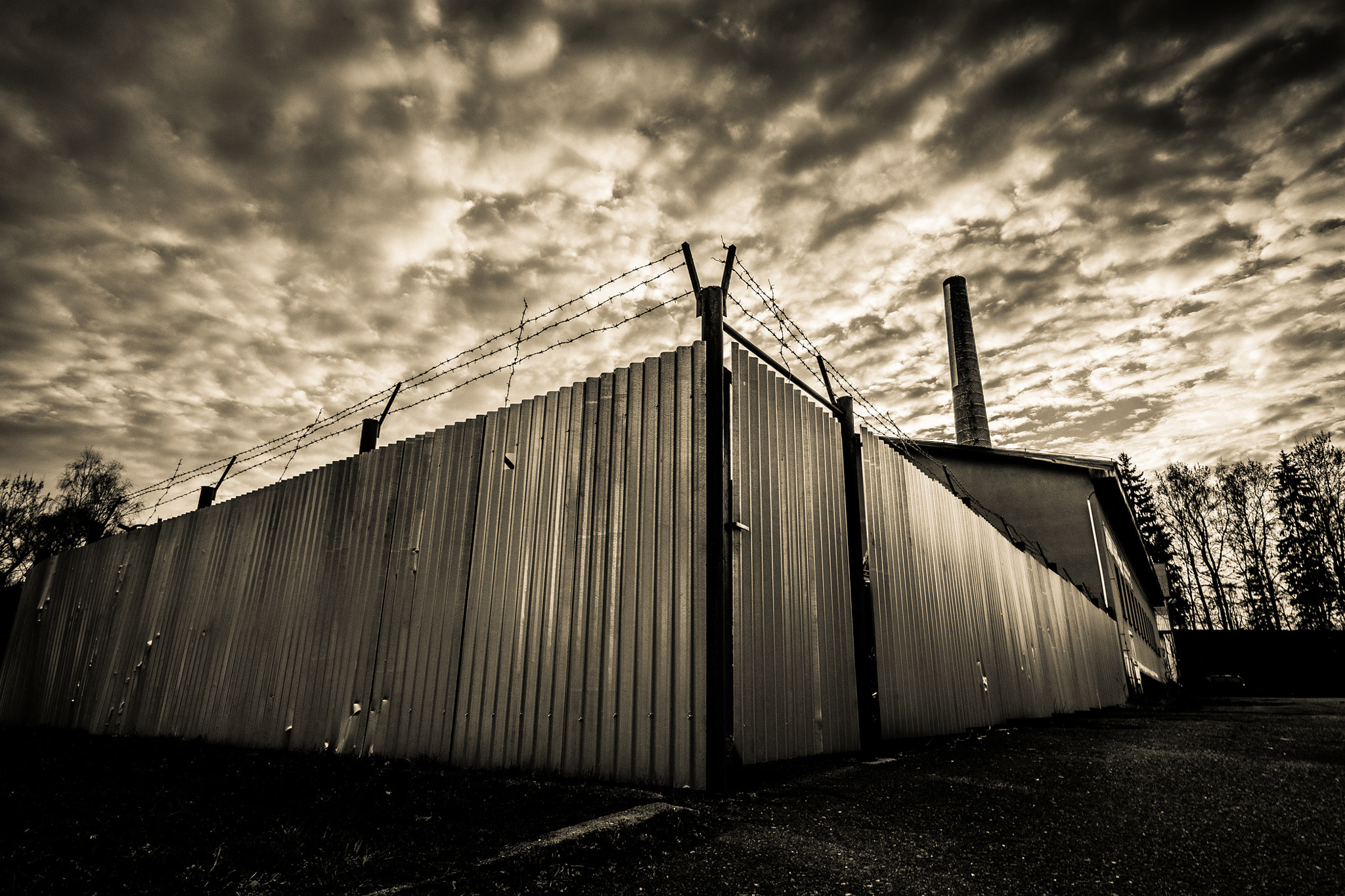 Samsung NX30 + Samsung NX 12-24mm F4-5.6 ED sample photo. *** photography