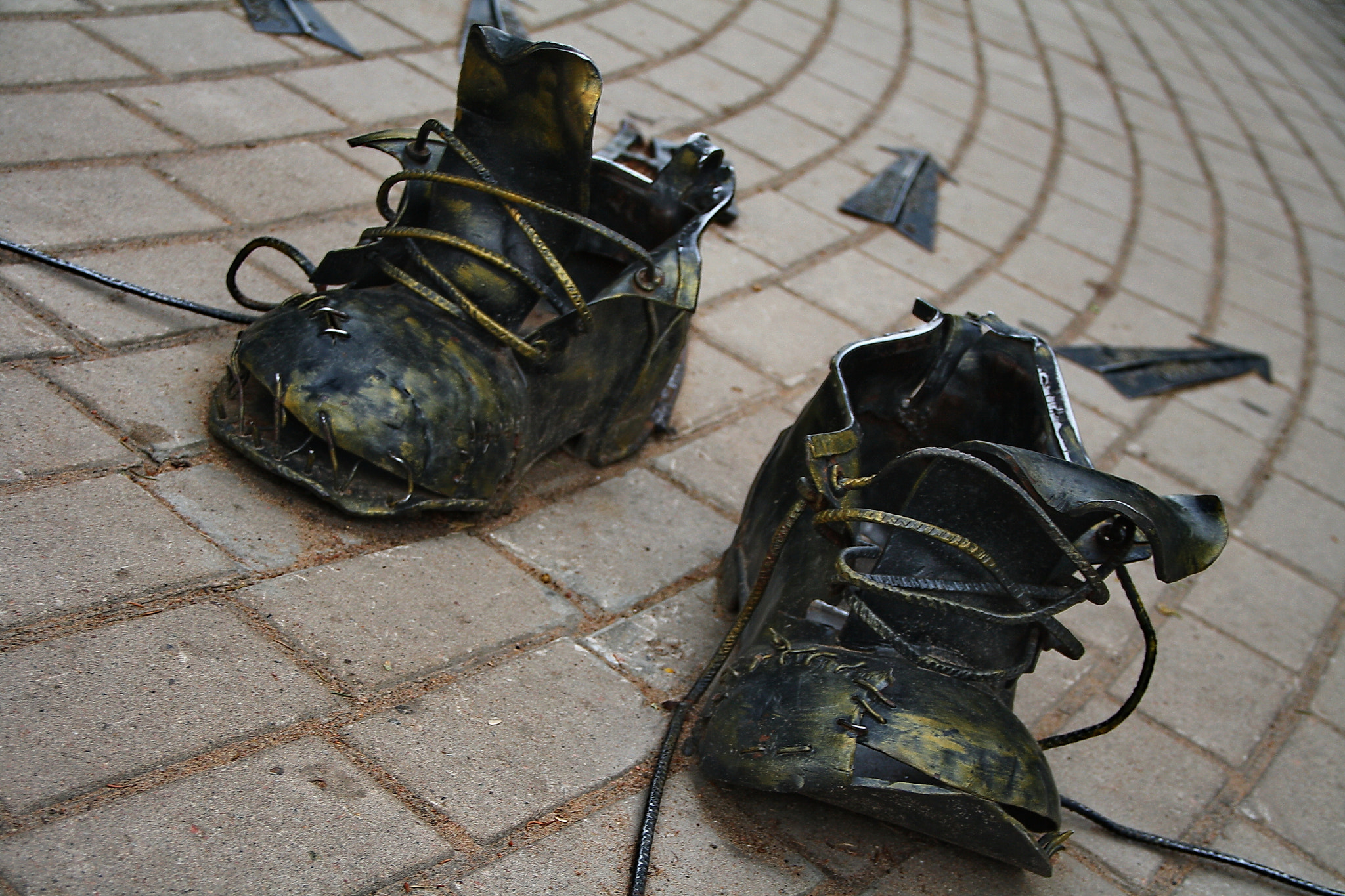 Sigma 18-125mm F3.8-5.6 DC OS HSM sample photo. Boots unknown traveler photography