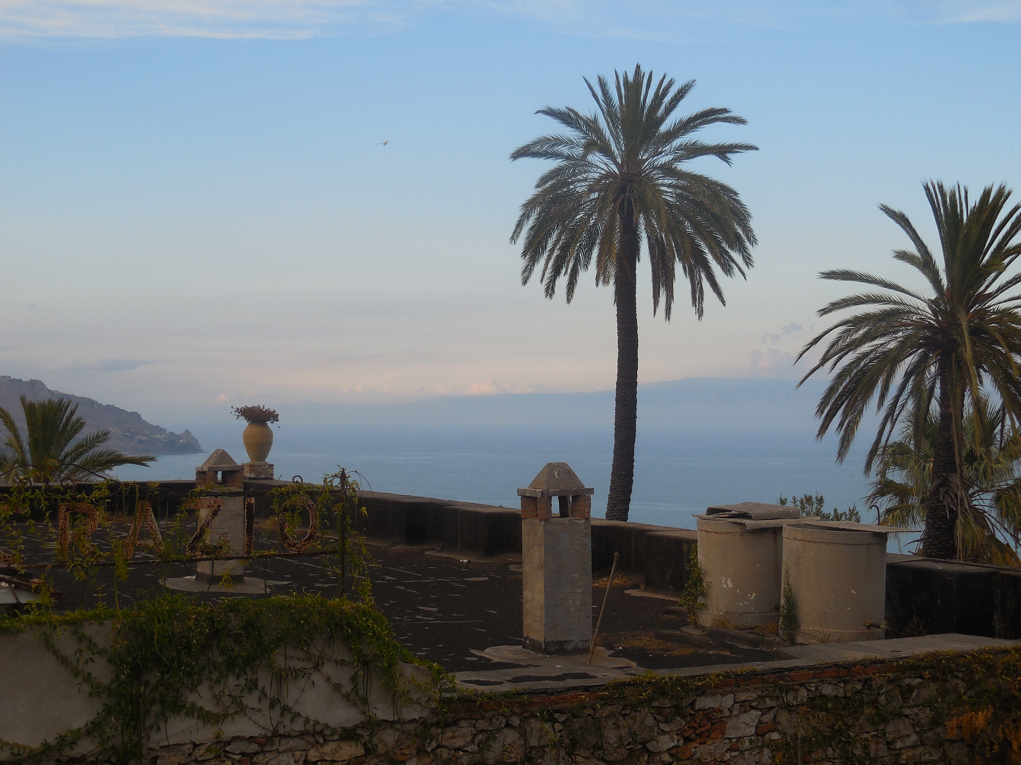 Nikon COOLPIX S6600 sample photo. Taormina (sicily) photography