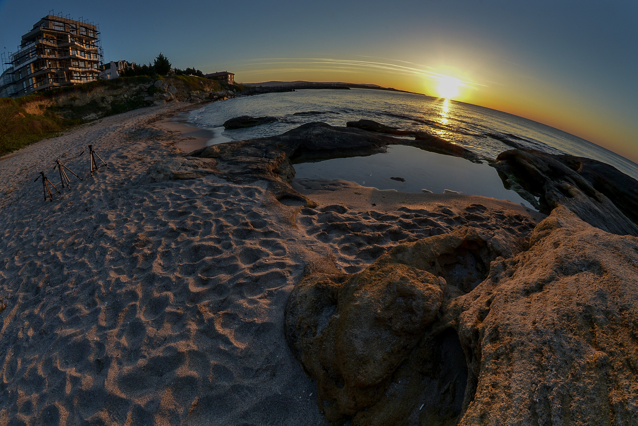 Nikon D800 + Samyang 8mm F3.5 Aspherical IF MC Fisheye sample photo. Sunrise photography