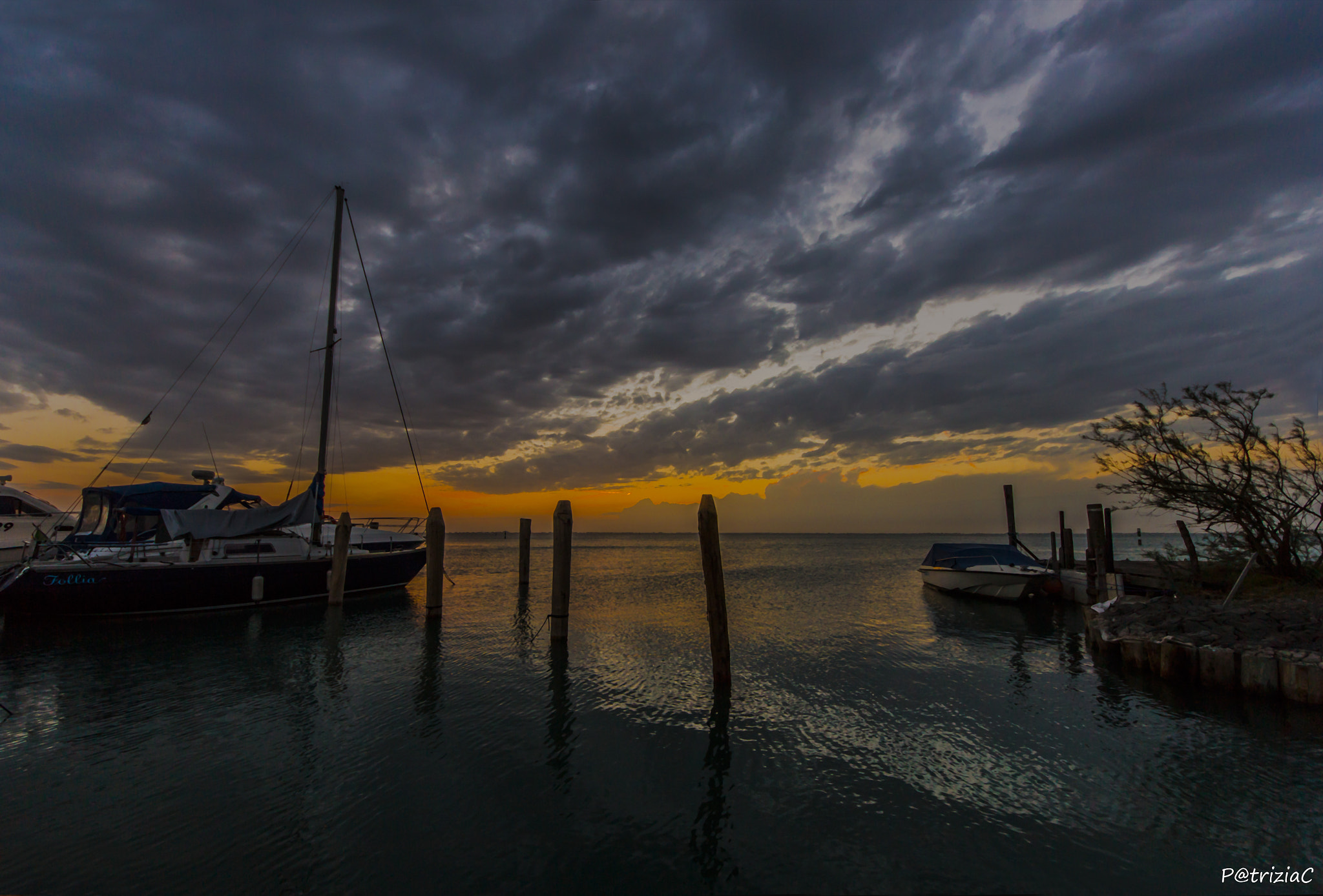 Sigma 8-16mm F4.5-5.6 DC HSM sample photo. #mymoments# photography