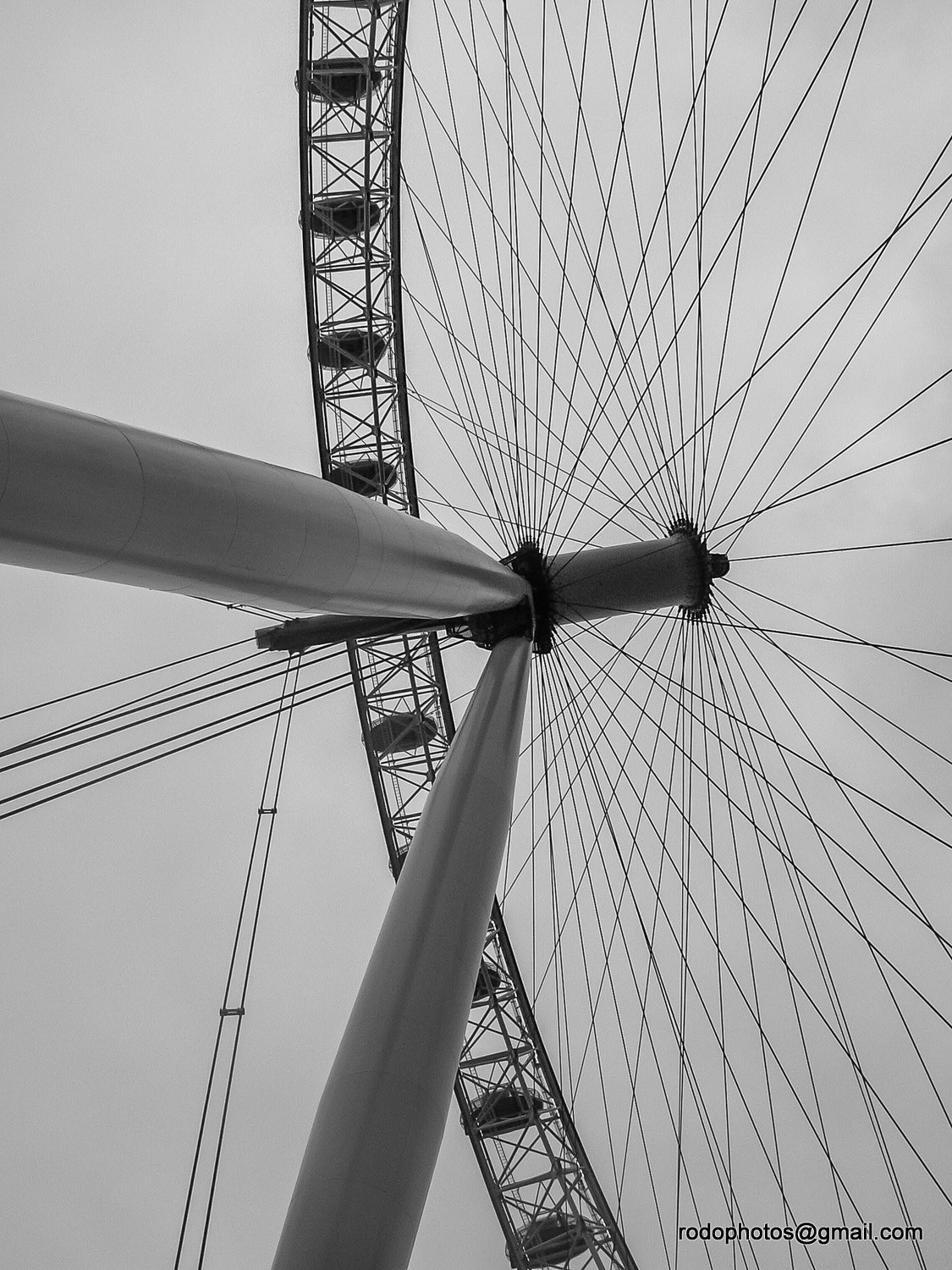 KONICA MINOLTA DiMAGE Z3 sample photo. London photography