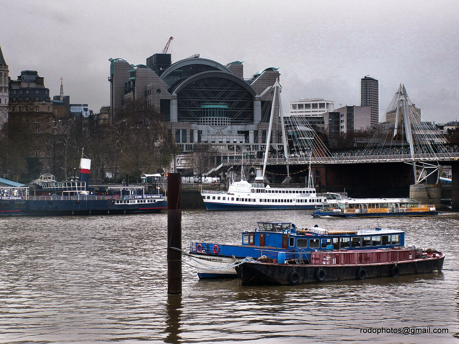 KONICA MINOLTA DiMAGE Z3 sample photo. London photography