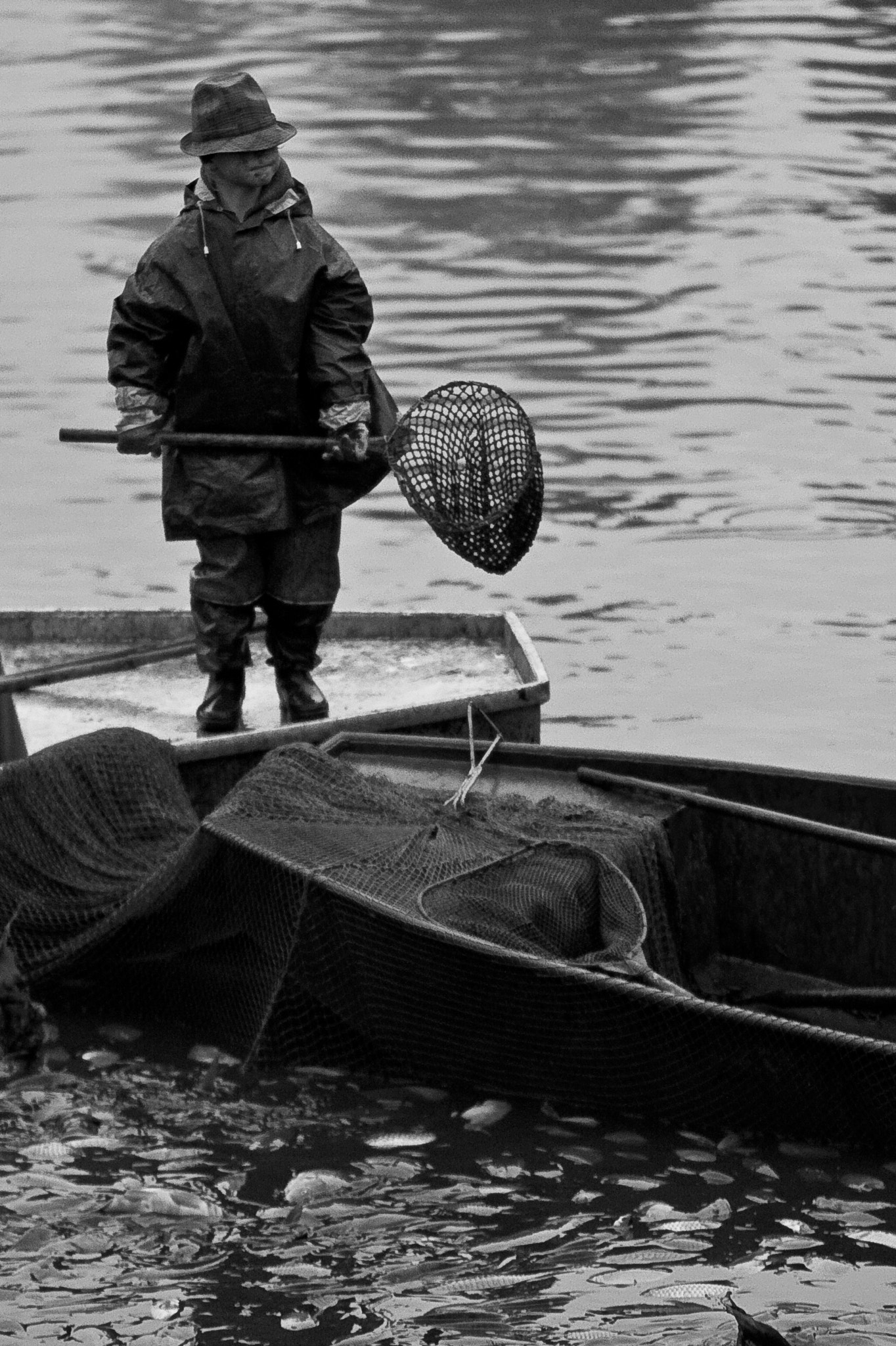 Canon EOS 40D + Sigma 70-200mm F2.8 EX DG OS HSM sample photo. Fisherman photography