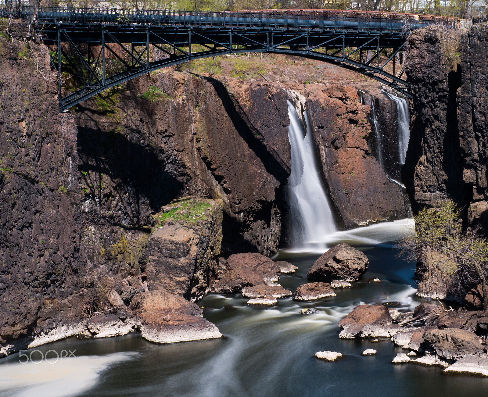 Panasonic Lumix G X Vario 35-100mm F2.8 OIS sample photo. Bridge over trouble waters photography