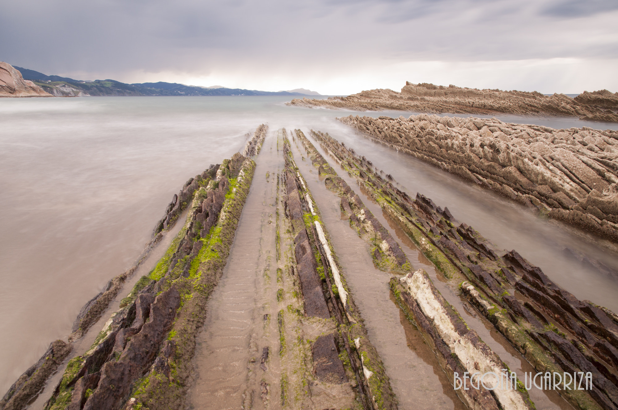 Nikon D90 + Sigma 17-70mm F2.8-4 DC Macro OS HSM | C sample photo. Playa de itzurun. zumaia photography