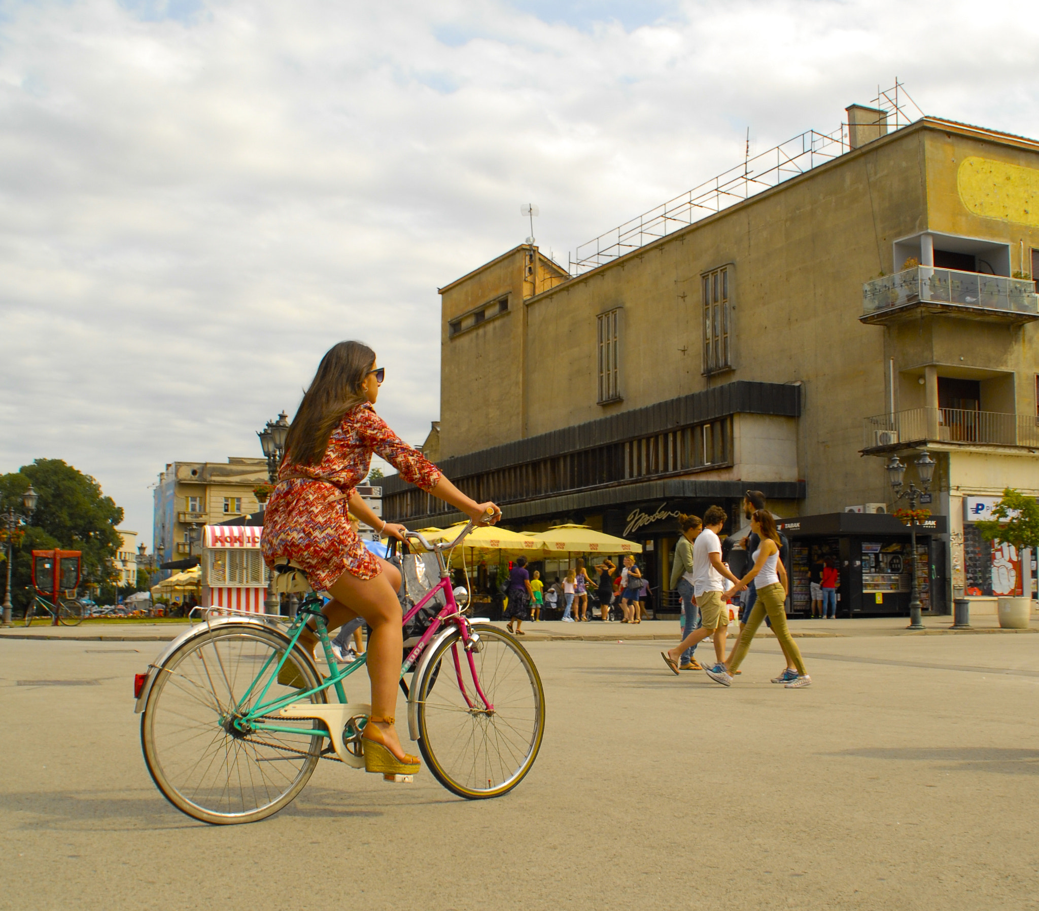 Nikon D200 sample photo. Girl on a bicycle photography
