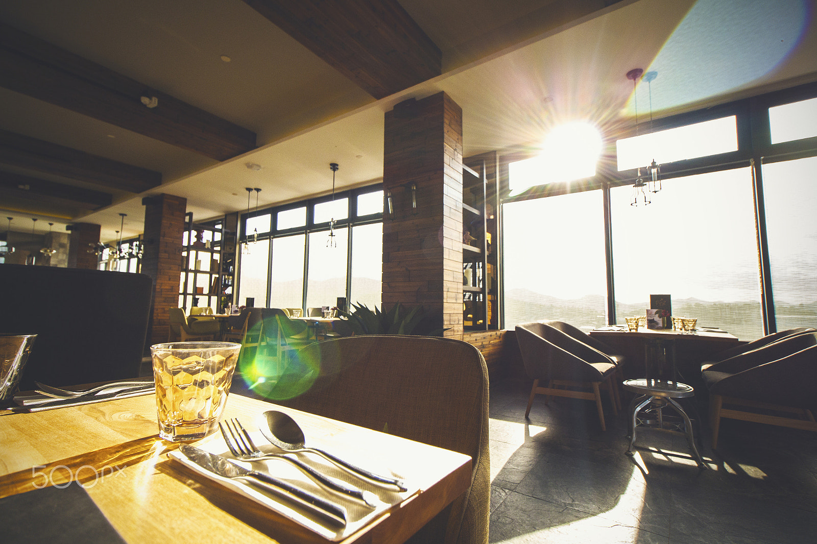 Canon EF-S 10-18mm F4.5–5.6 IS STM sample photo. Fyzz gastro bar photography