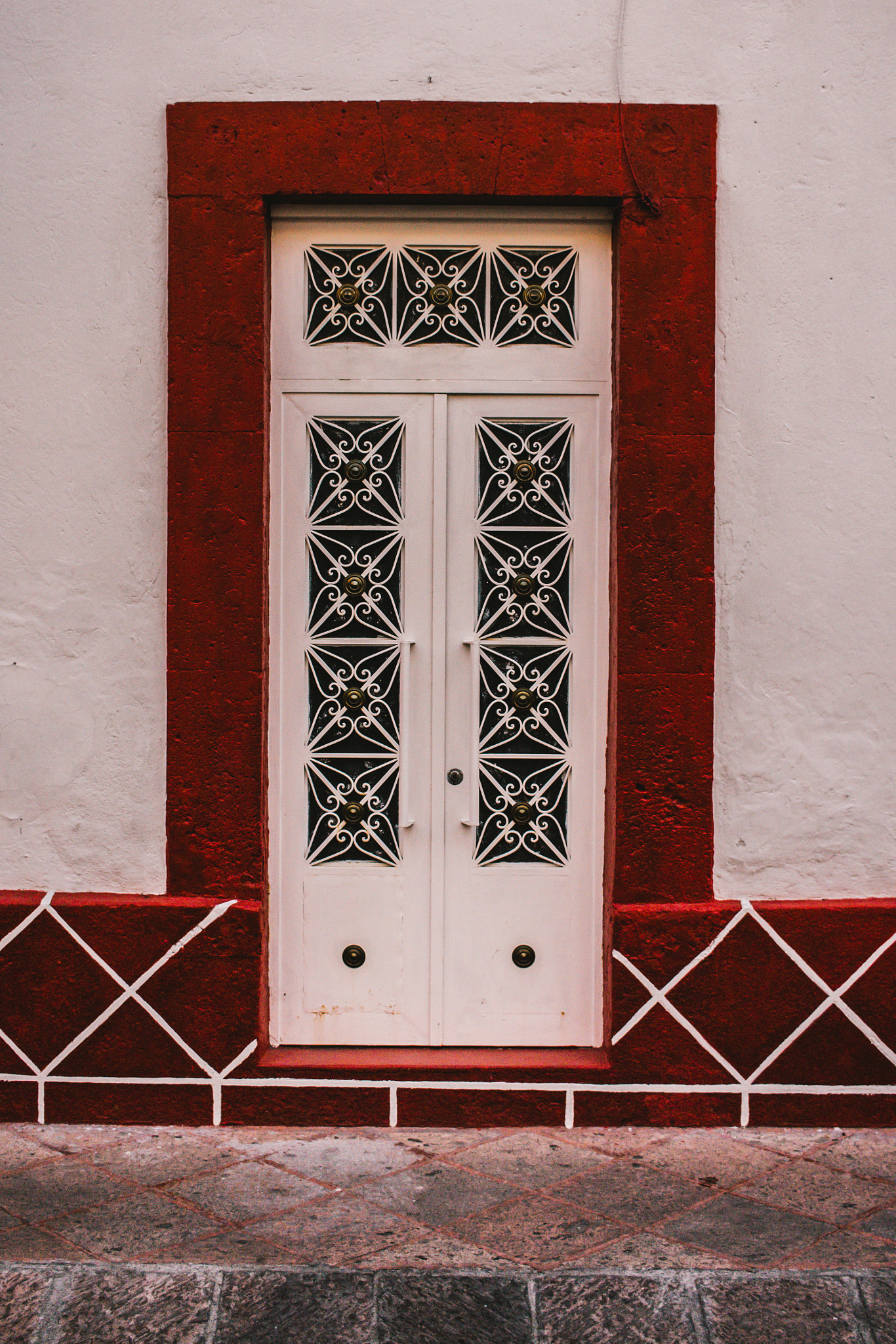 Canon EF-S 24mm F2.8 STM sample photo. La puerta bonita photography