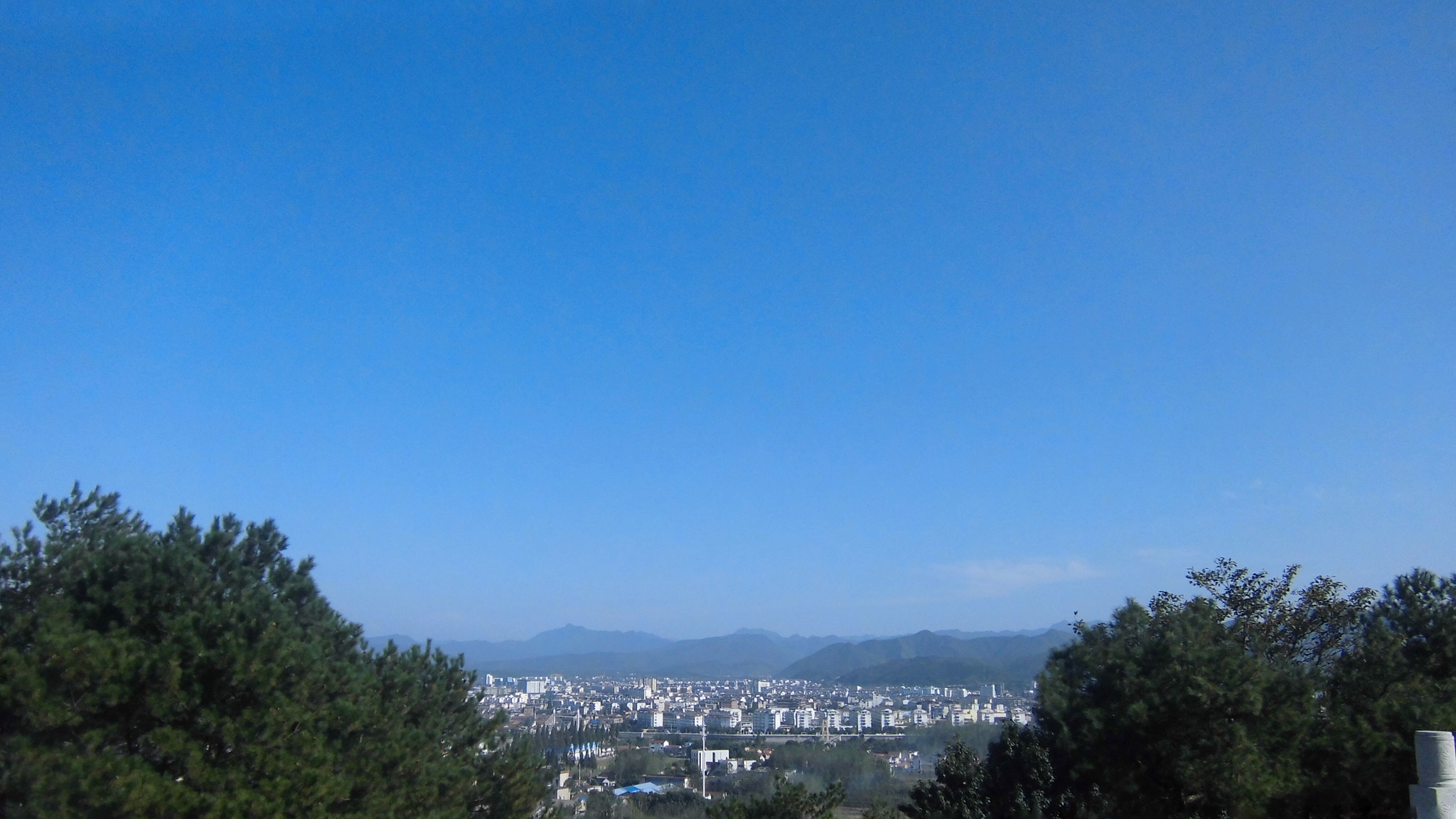 CASIO EX-ZS6 sample photo. 一览众山小 photography