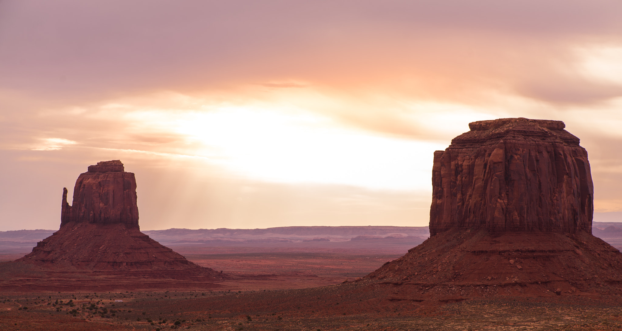 Tamron 18-270mm F3.5-6.3 Di II PZD sample photo. Desert skyscraper photography