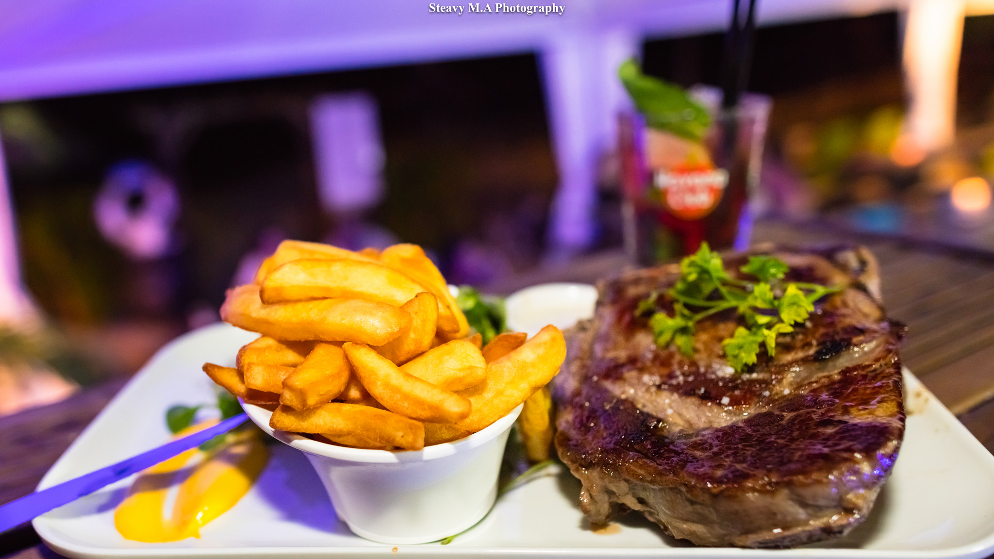 Canon EOS 5DS + Canon EF 24mm F1.4L II USM sample photo. Yummy !! photography