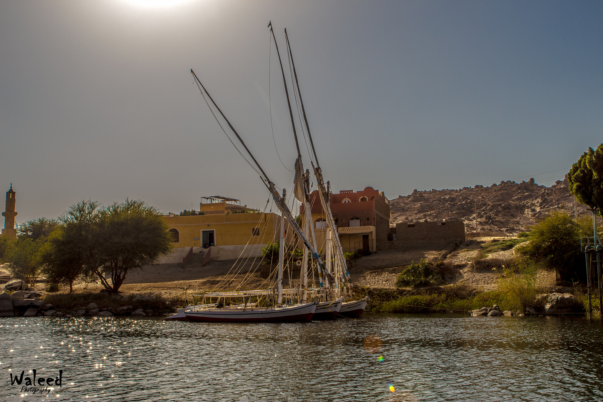 Canon EOS 700D (EOS Rebel T5i / EOS Kiss X7i) + Canon EF 24-70mm F2.8L USM sample photo. Sunset at nubian village photography