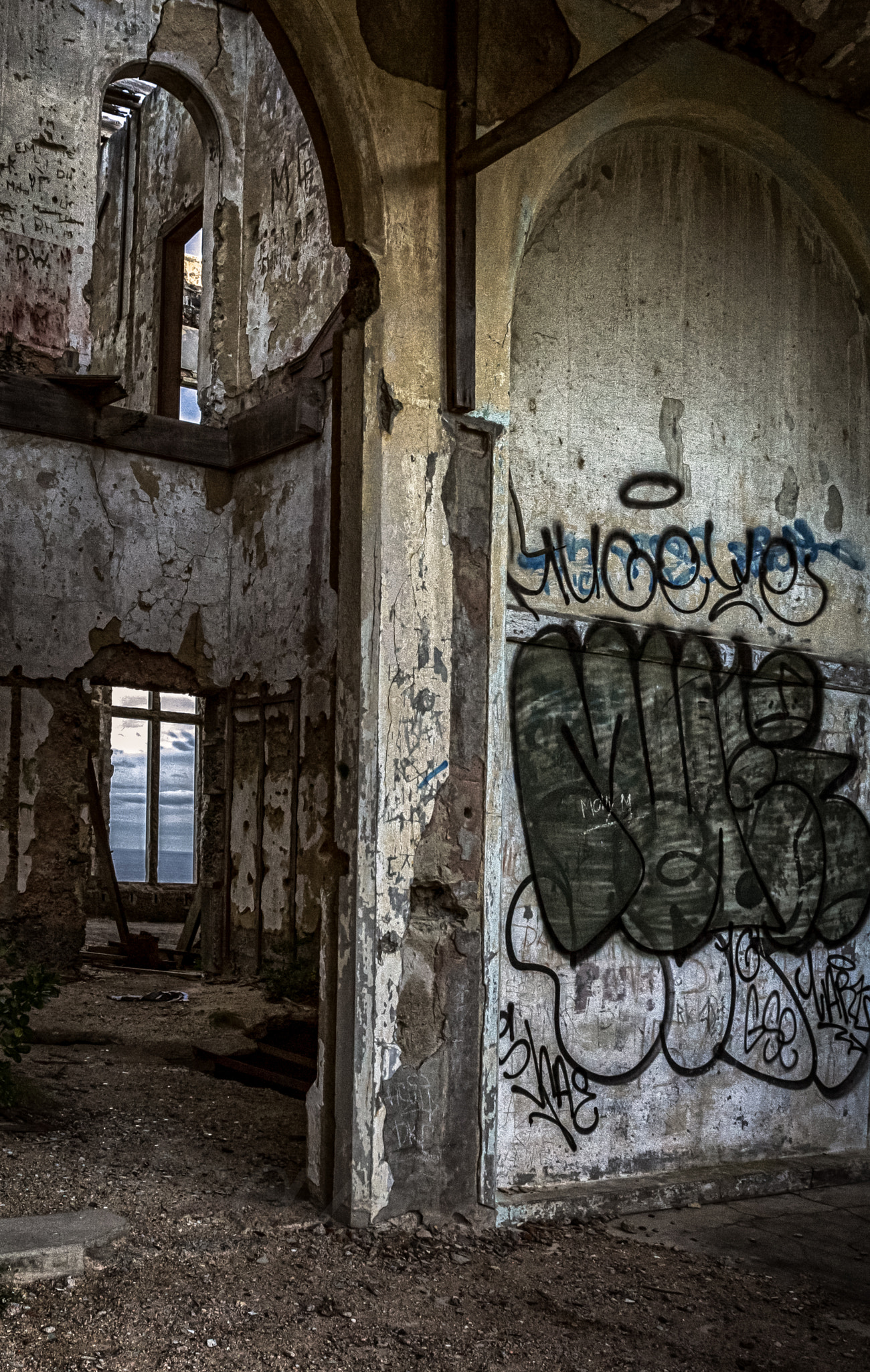 Canon EF 16-35mm F2.8L USM sample photo. Cargill's castle photography