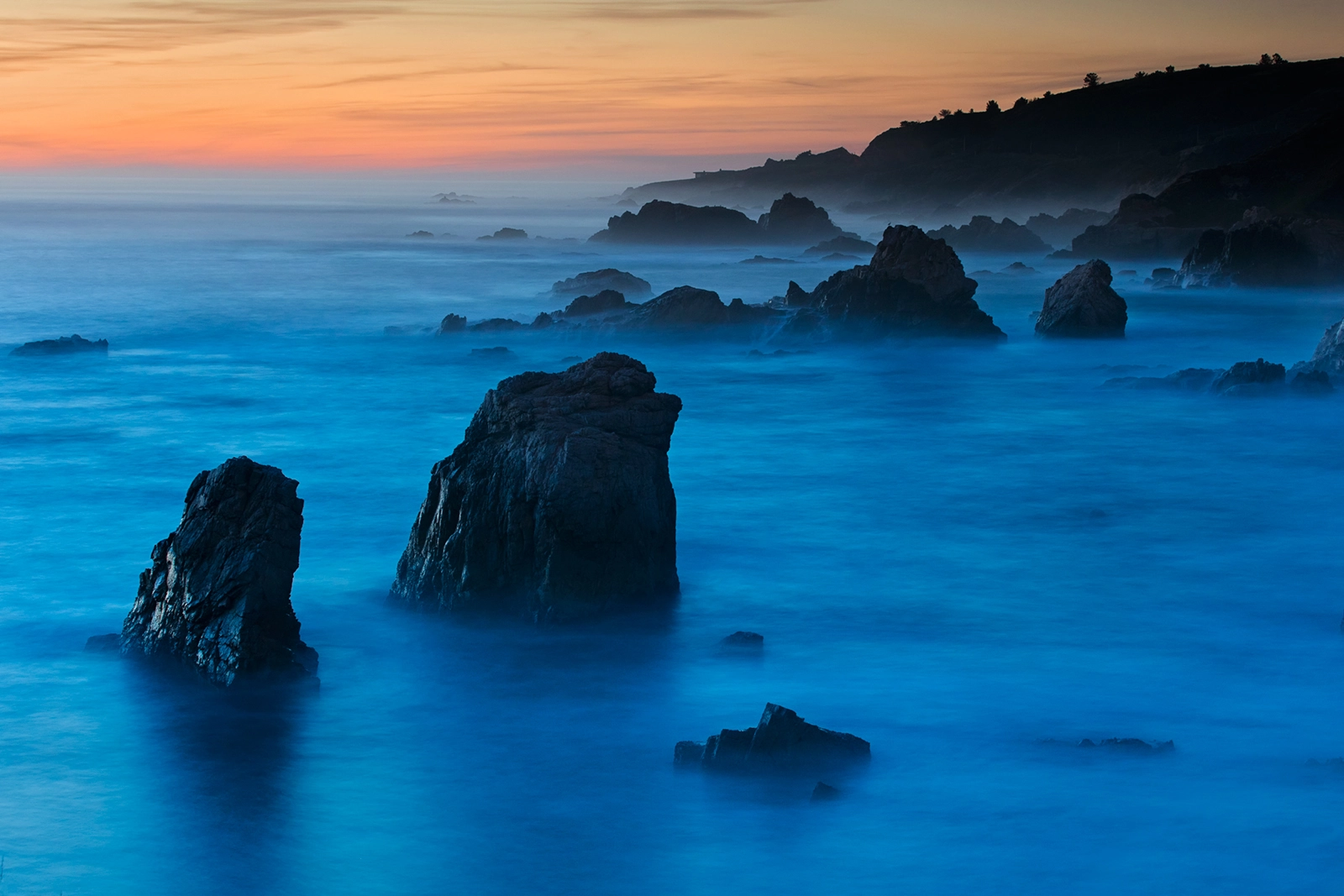Canon EOS 5DS R + Canon EF 70-200mm F4L USM sample photo. Soberanes cove dusk photography