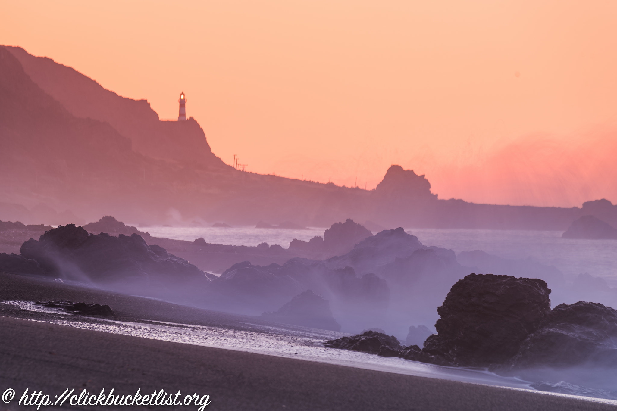 Sony 70-300mm F4.5-5.6 G SSM sample photo. Cape palliser at dawn photography