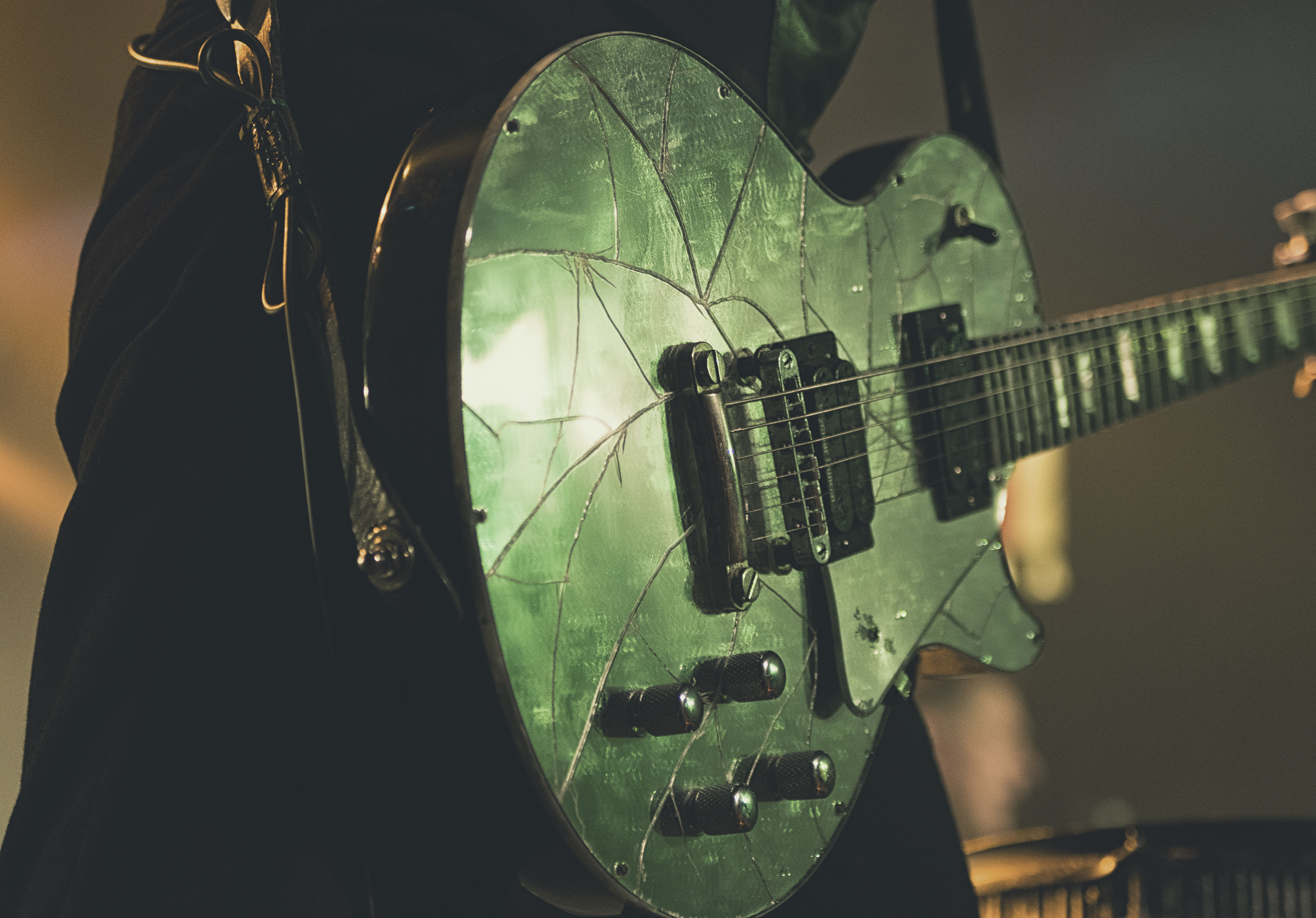 Tamron AF 28-75mm F2.8 XR Di LD Aspherical (IF) sample photo. Robert flux guitar photography