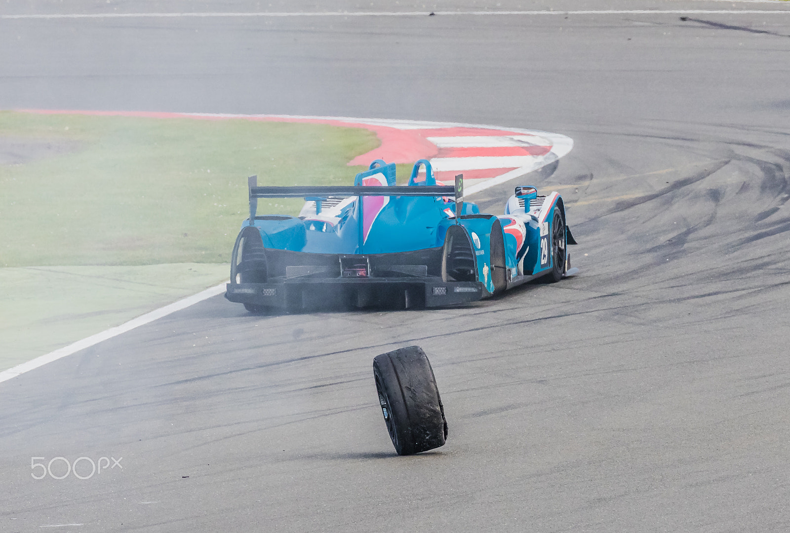 Canon EF 100-400mm F4.5-5.6L IS II USM sample photo. Léo roussel losing his right rear wheel 06 photography