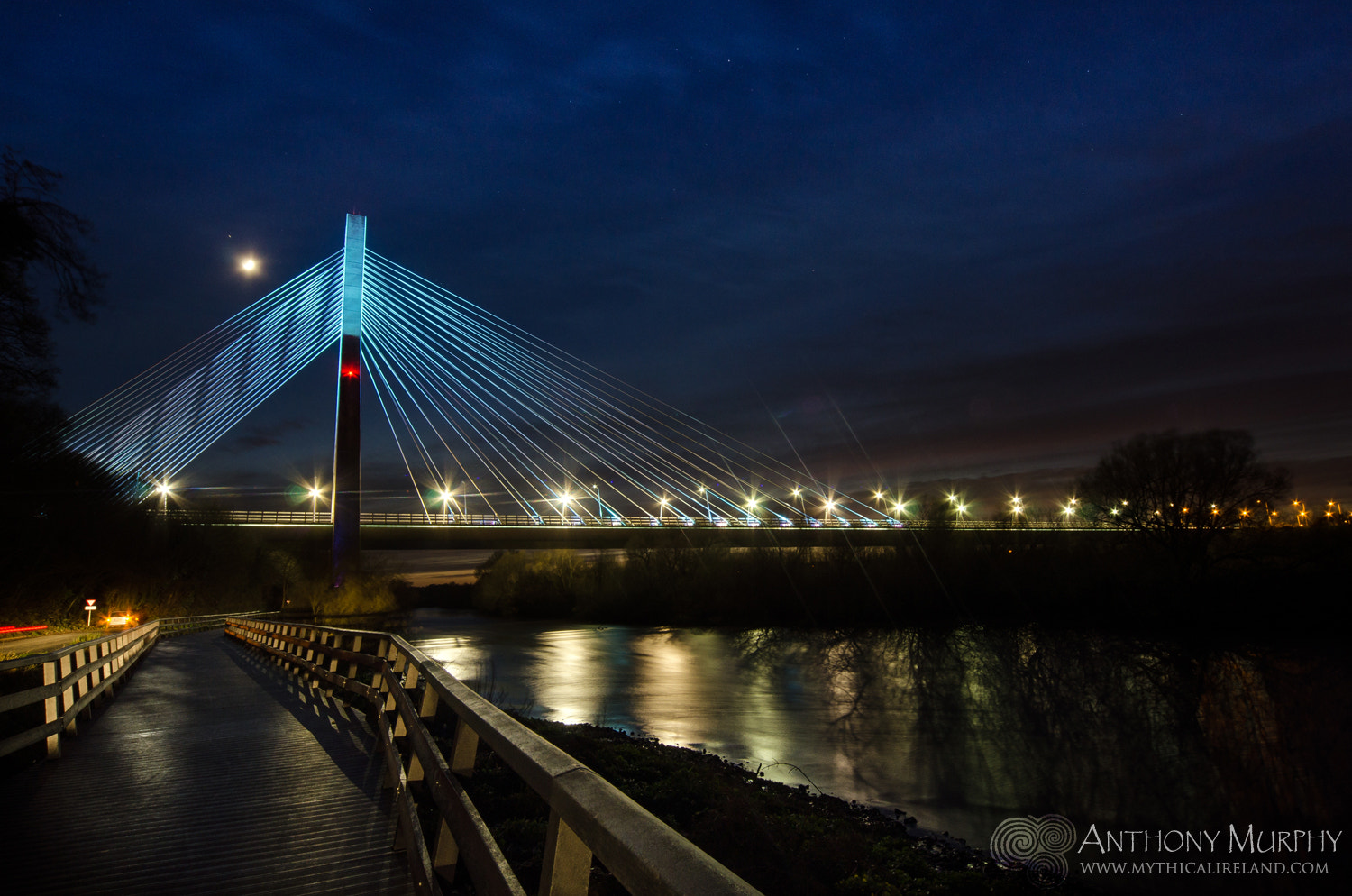 Sigma 12-24mm F4.5-5.6 EX DG Aspherical HSM sample photo. Boyne valley bridge with crescent moon http://bit.ly/mi-gallery photography