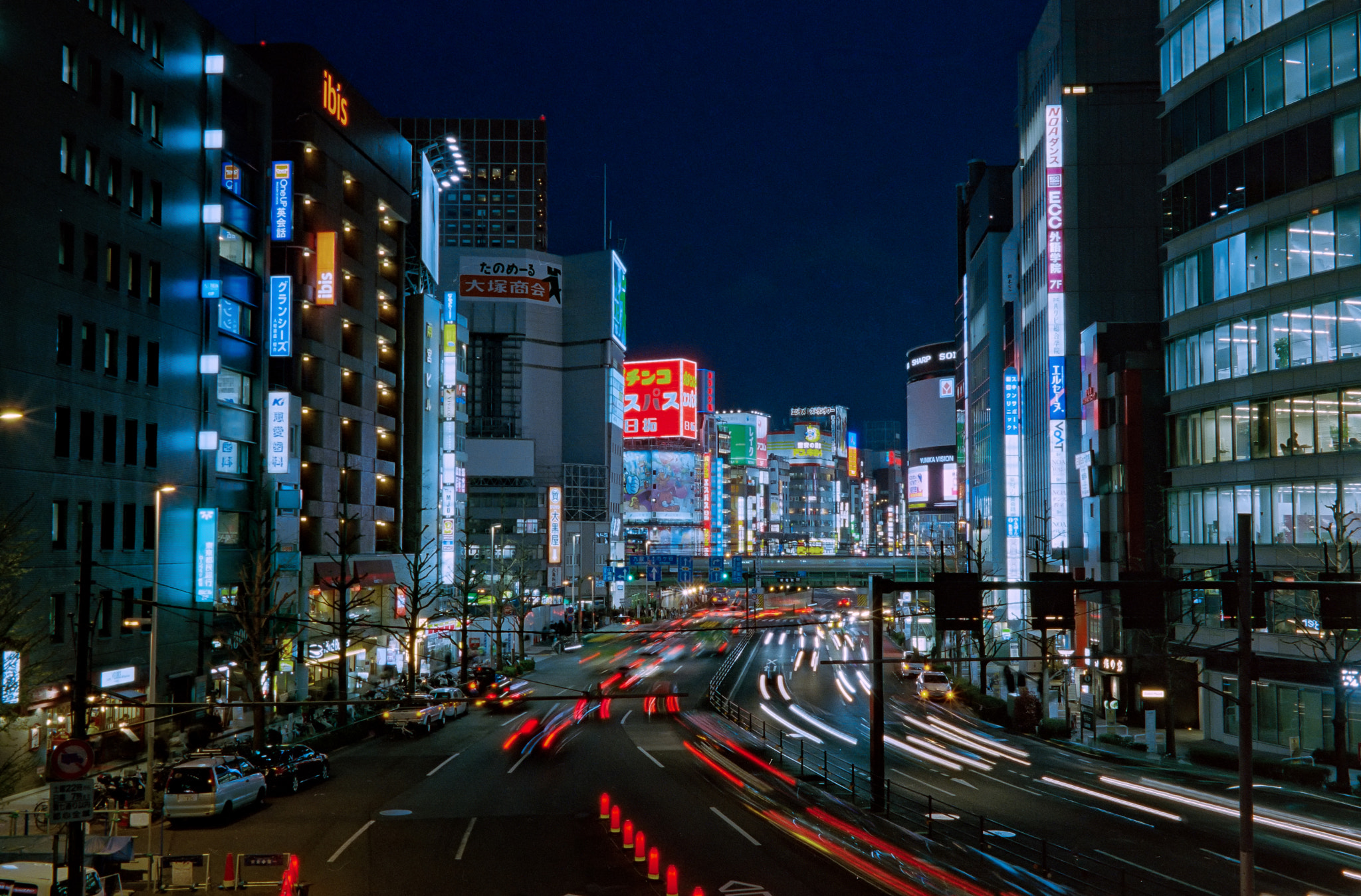 Minolta AF 100mm F2.8 Macro [New] sample photo. Shinjuku by night photography