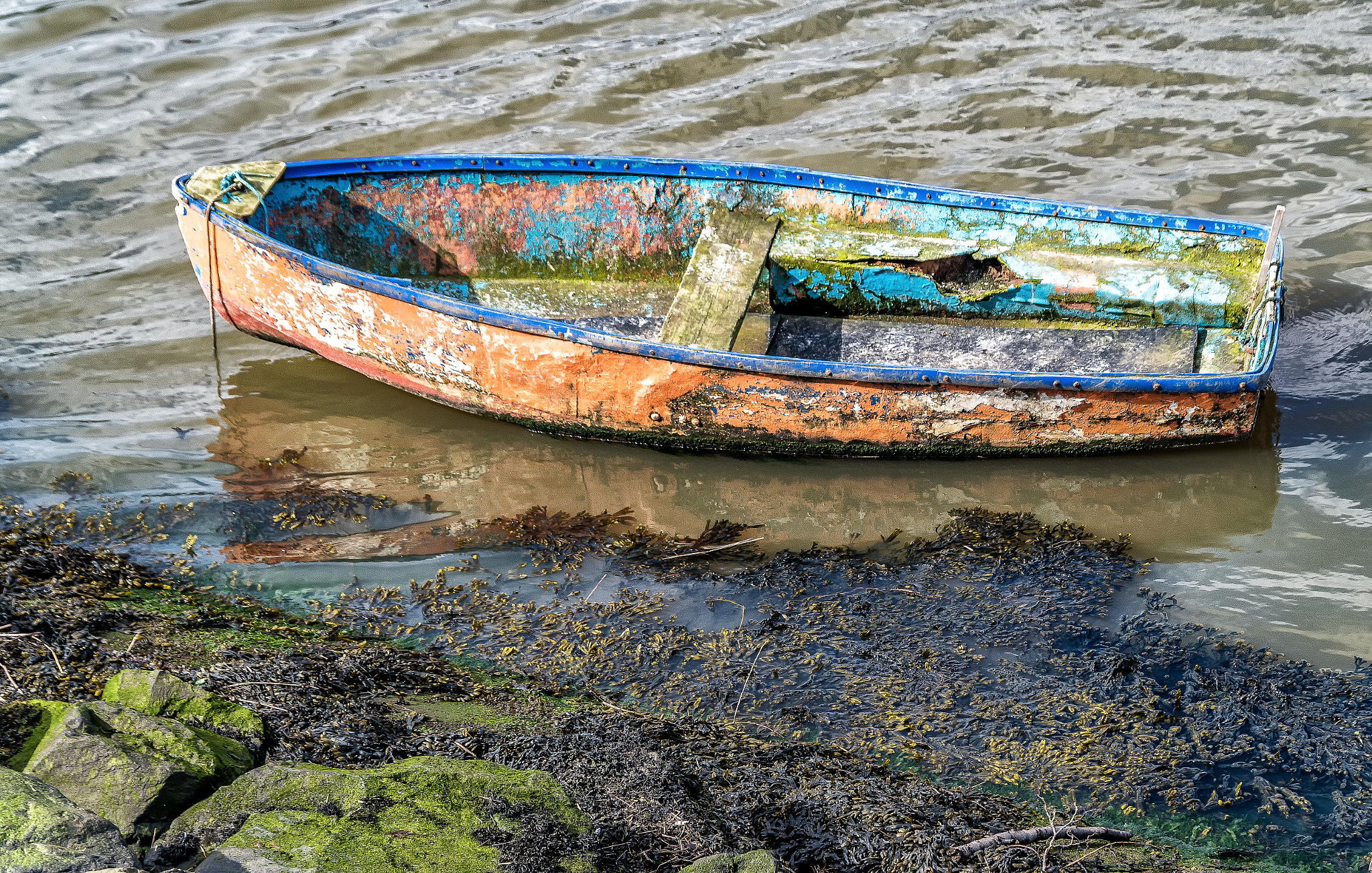 Pentax K-S1 sample photo. Weathered rowing boat photography