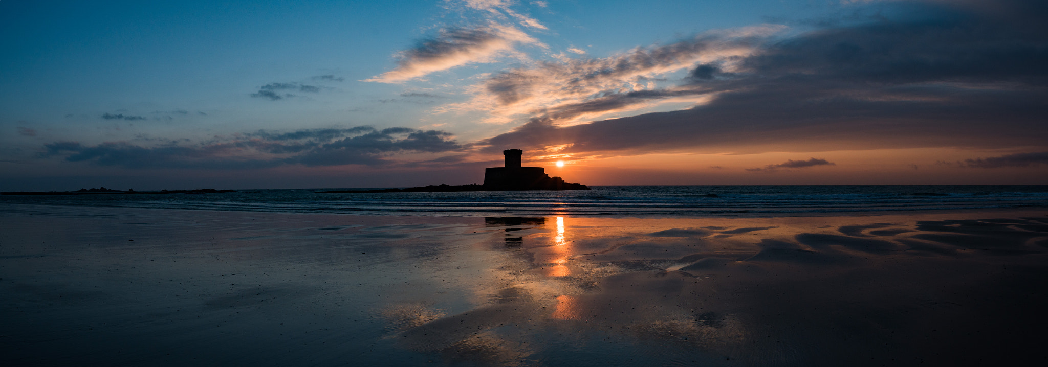 Sony a6300 + Sony DT 50mm F1.8 SAM sample photo. St ouens pano photography