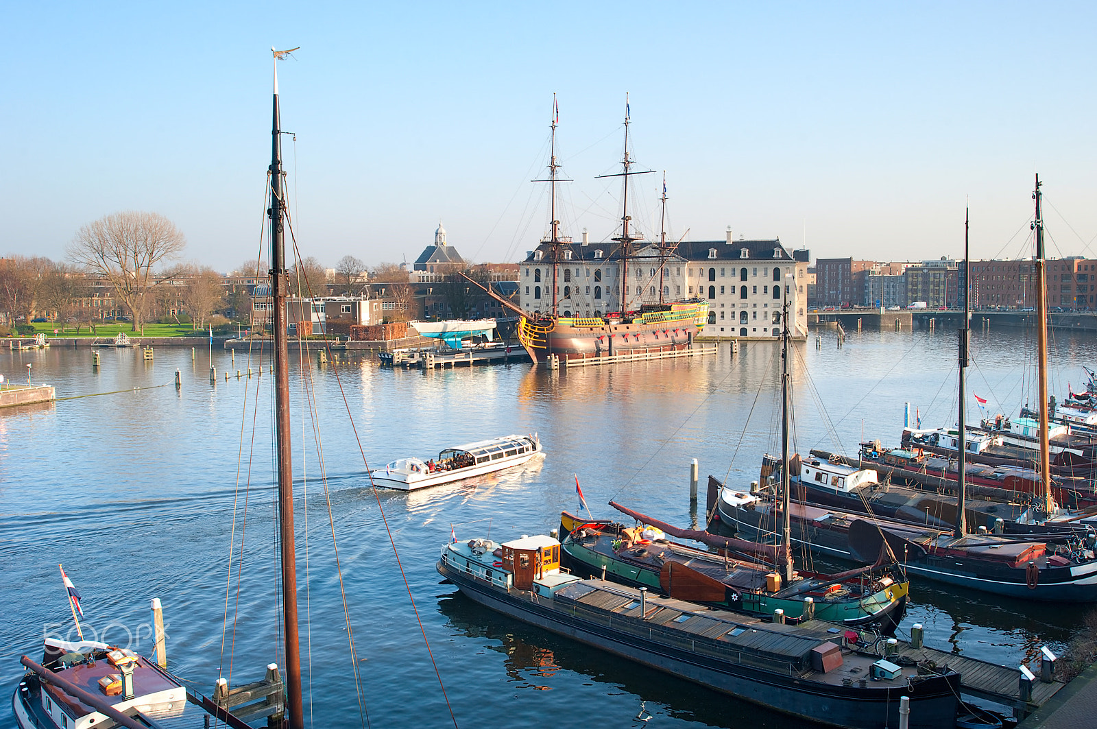 AF Zoom-Nikkor 28-80mm f/3.3-5.6G sample photo. Amsterdam excursion photography