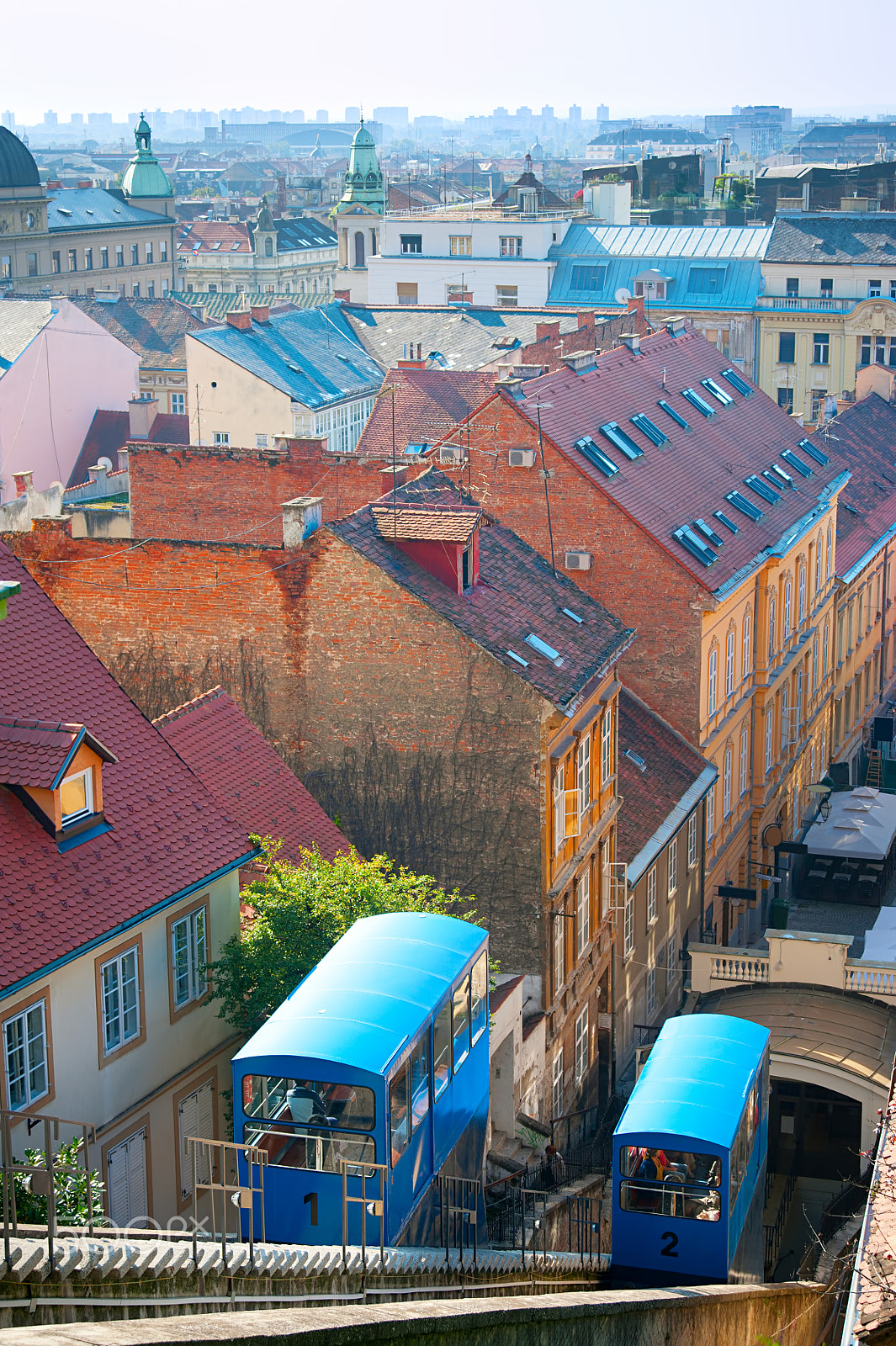 AF Zoom-Nikkor 28-80mm f/3.3-5.6G sample photo. Funicular in zagreb photography