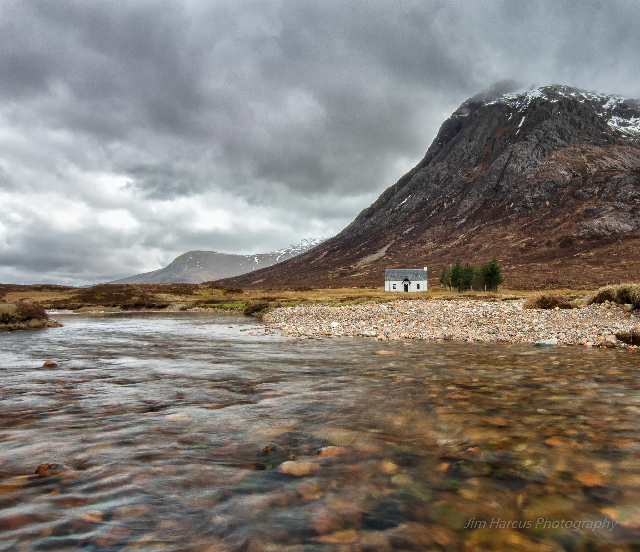 Sony a6000 + 20mm F2.8 sample photo. Wee hoose in the glen photography