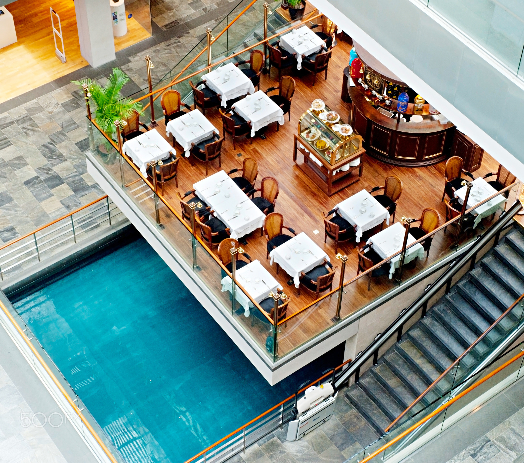 Marina Bay Restaurant