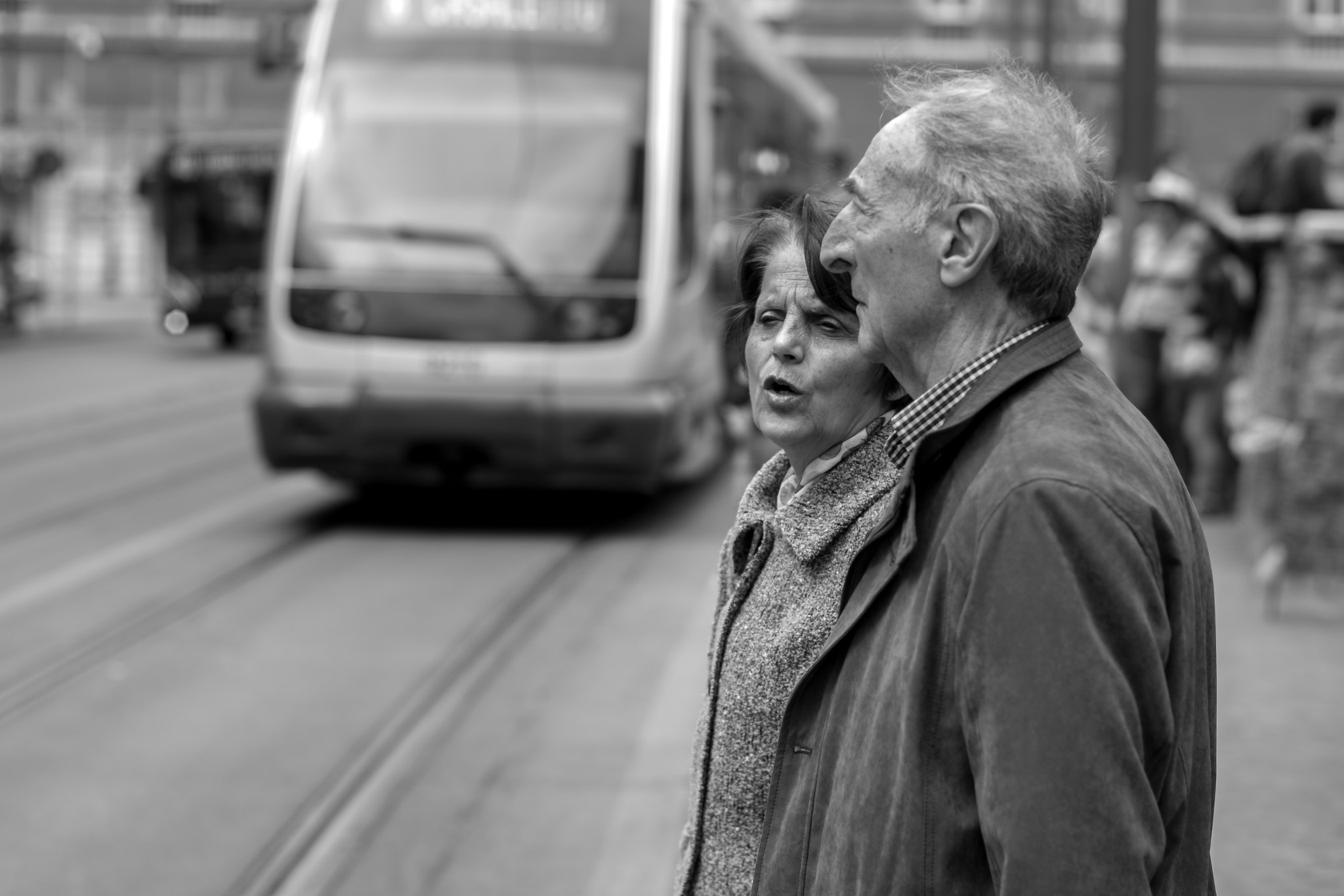 Nikon D7200 + Nikon AF Nikkor 50mm F1.4D sample photo. Commute photography