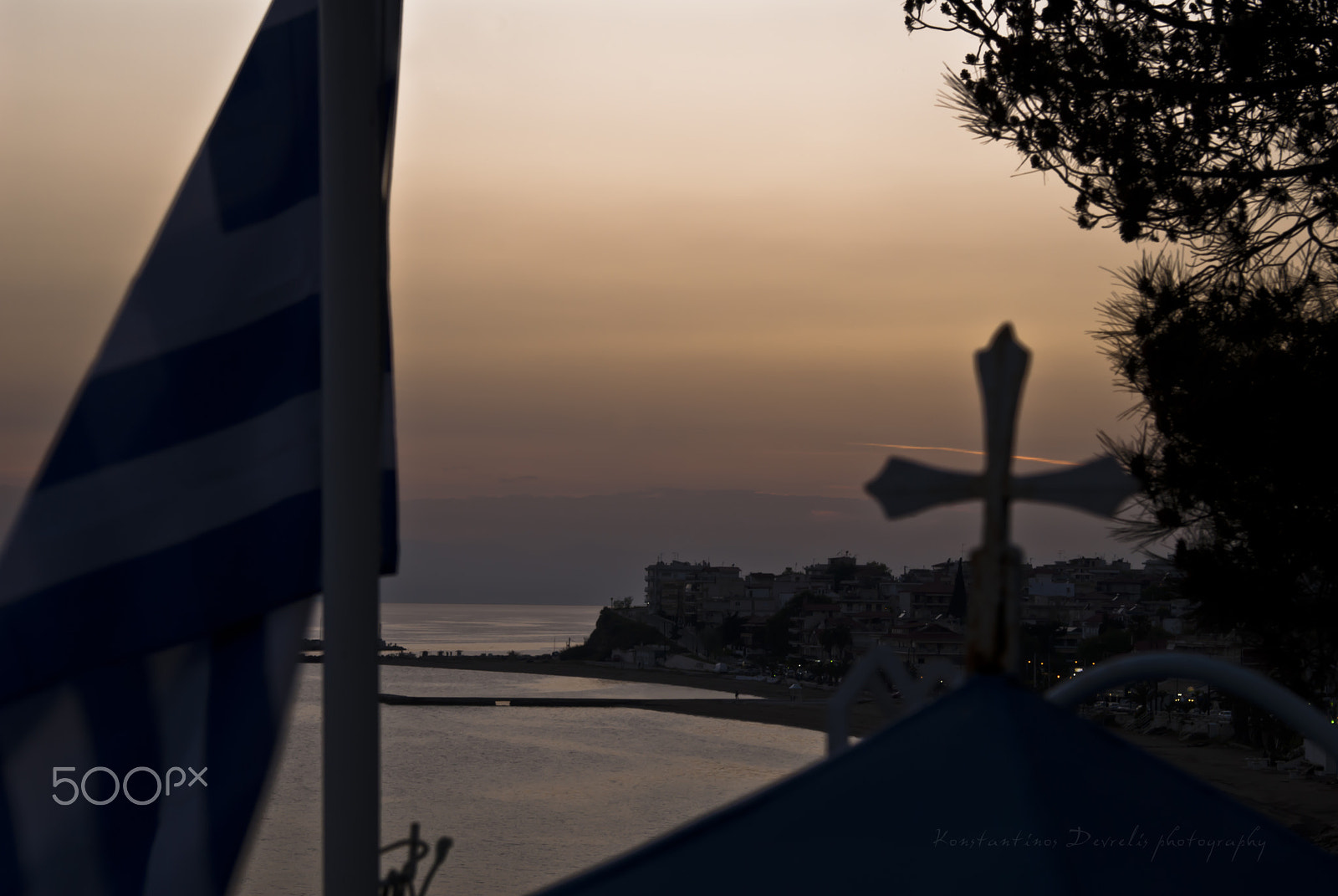 Nikon AF-S Nikkor 28-70mm F2.8 ED-IF sample photo. Sunset in a peacefull place on earth ... photography