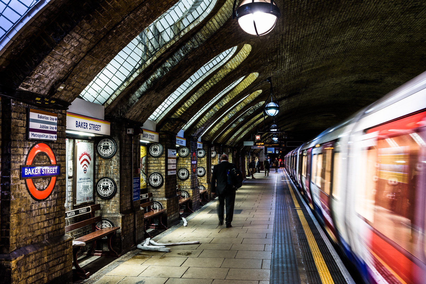 Nikon D7200 + Sigma 17-70mm F2.8-4 DC Macro OS HSM | C sample photo. Baker street photography