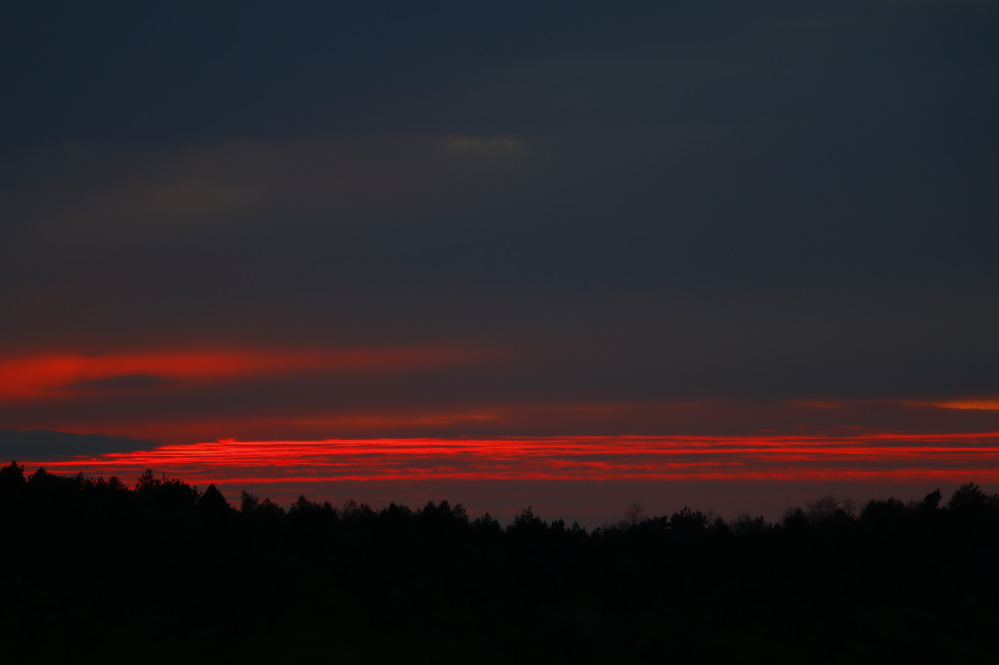 Canon EF-S 18-135mm F3.5-5.6 IS USM sample photo. Dormitory sunset photography