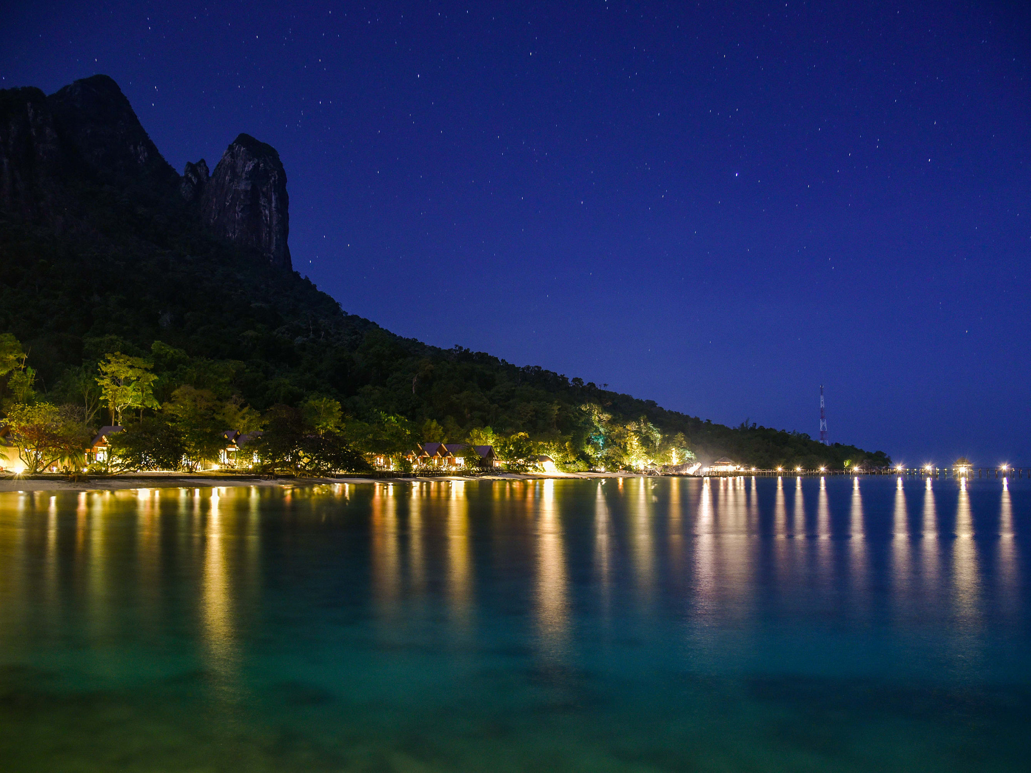 Pulau Tioman by night