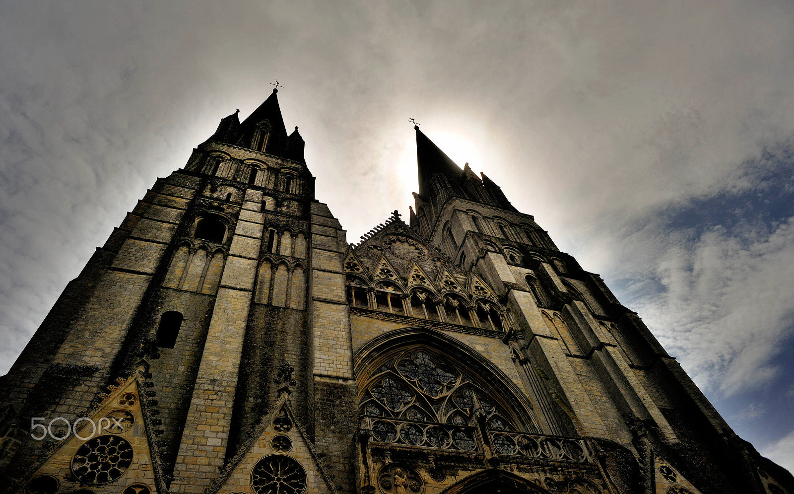 Nikon D800 + Nikon AF Nikkor 24mm F2.8D sample photo. Bayeux, france photography