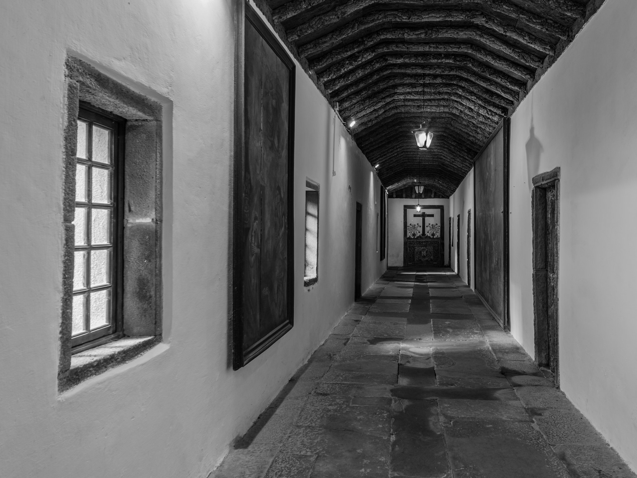 Sigma 12-24mm F4.5-5.6 EX DG Aspherical HSM sample photo. Wing of convent photography