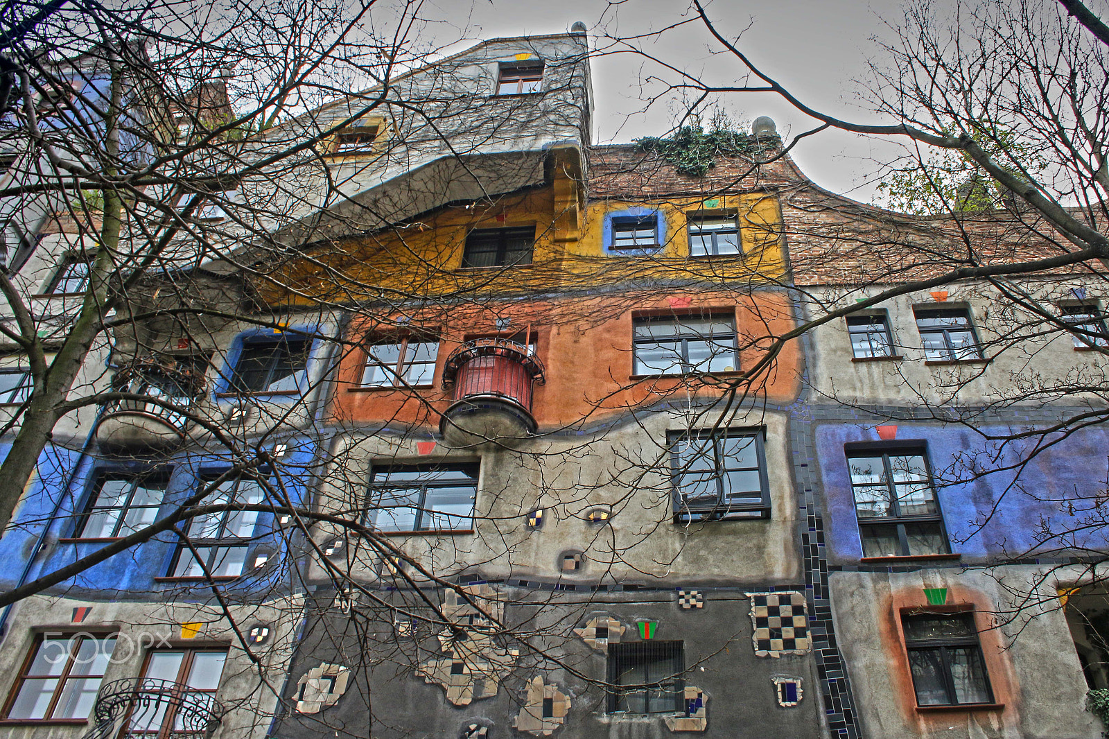 Canon EF-S 18-55mm F3.5-5.6 sample photo. Visiting hundertwasserhaus photography