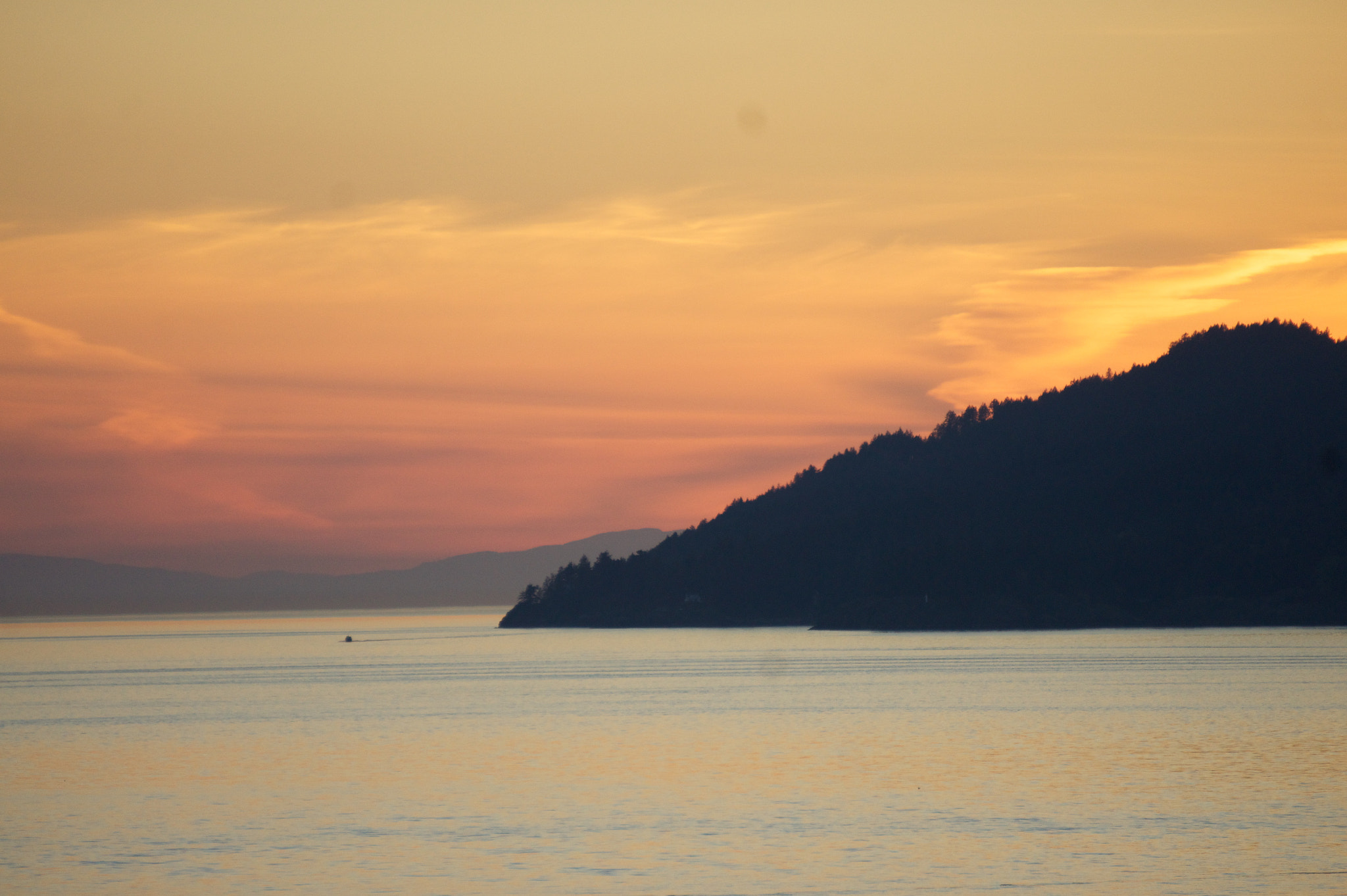 Sony E 55-210mm F4.5-6.3 OSS sample photo. Lighthouse park sunset. west vancouver. photography