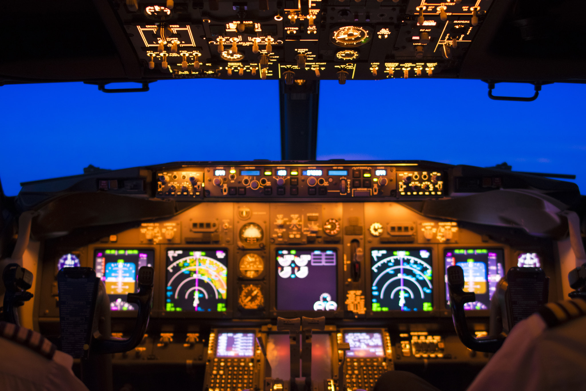 Samyang 12mm F2.8 ED AS NCS Fisheye sample photo. Night flight deck photography
