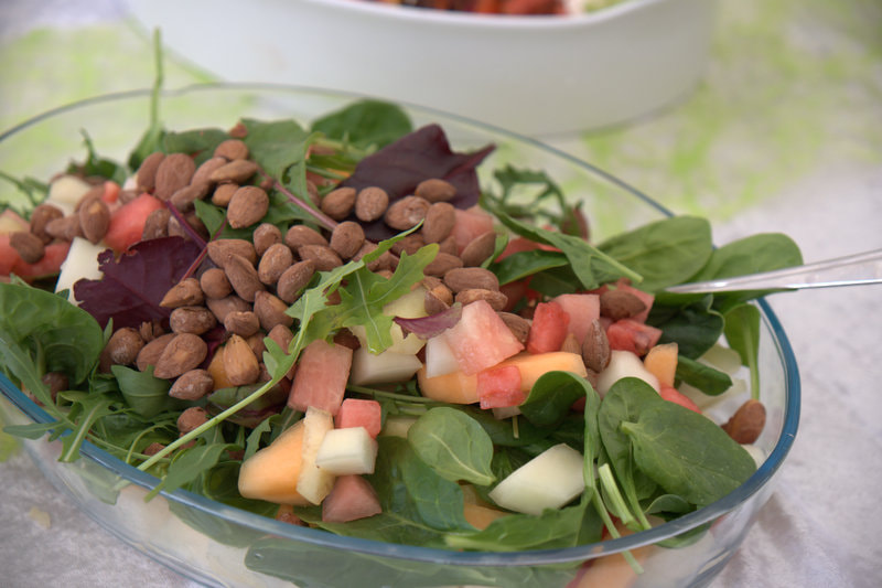 Sony Alpha DSLR-A700 + Sony DT 16-50mm F2.8 SSM sample photo. Melon & roasted almon salad photography