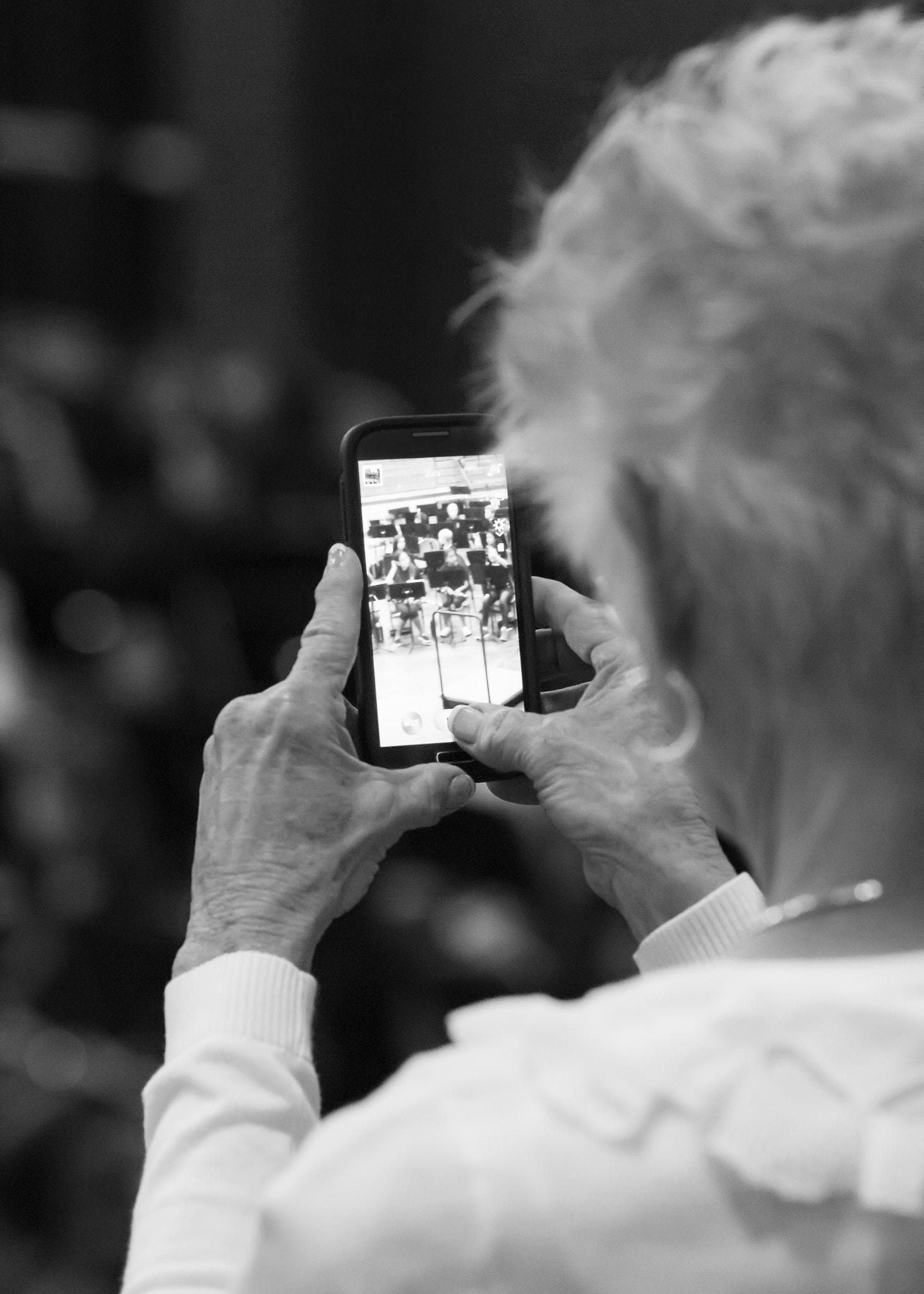 Canon EOS 60D + Canon EF 100mm F2.0 USM sample photo. Smile for grandma photography