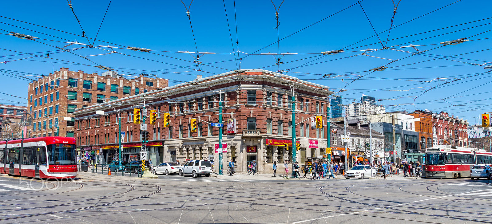 Sigma 18-200mm F3.5-6.3 DC OS HSM sample photo. Old streetcar meets new. photography