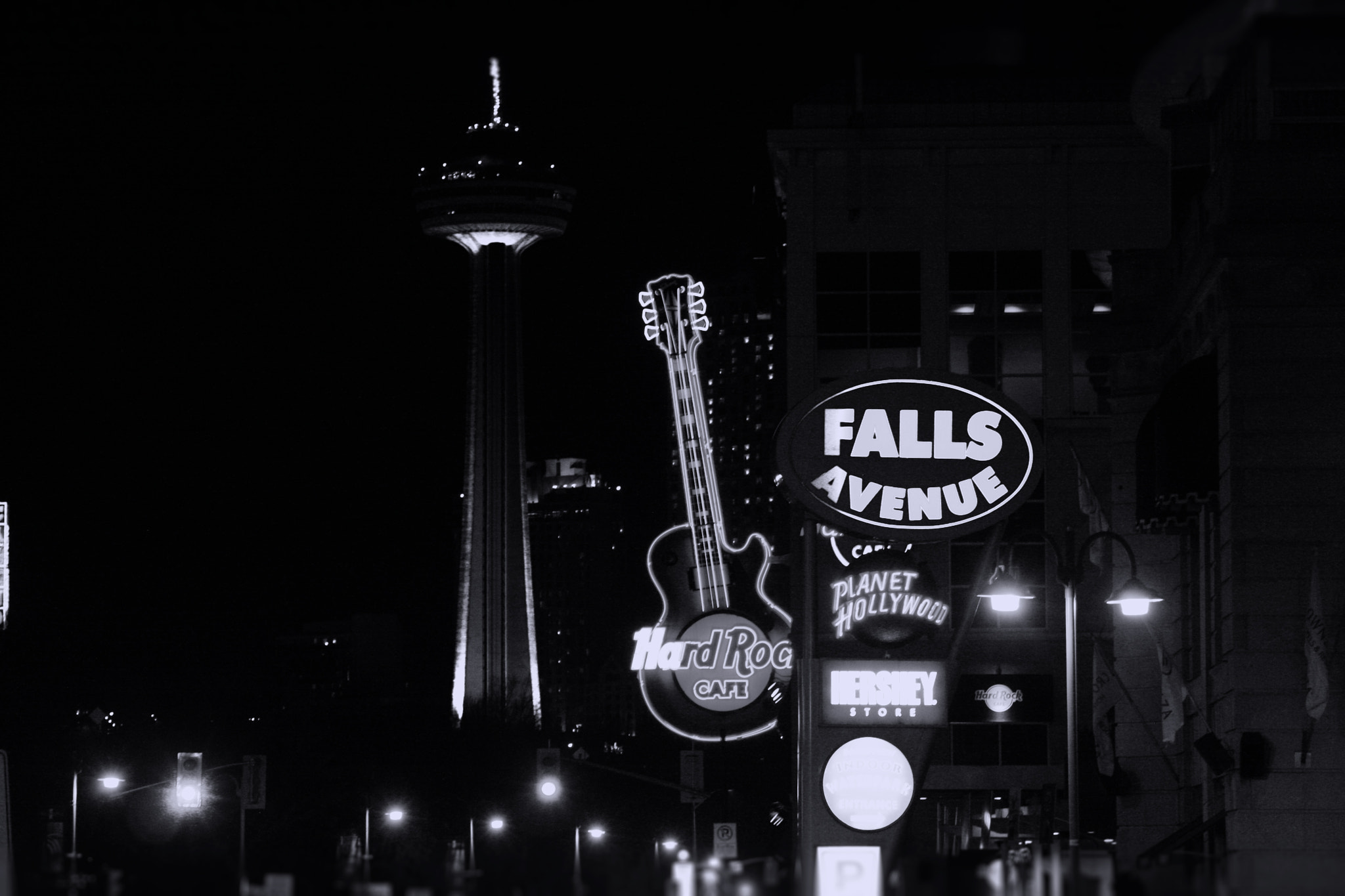 Canon EF 28-105mm f/3.5-4.5 USM sample photo. Niagara falls night photography