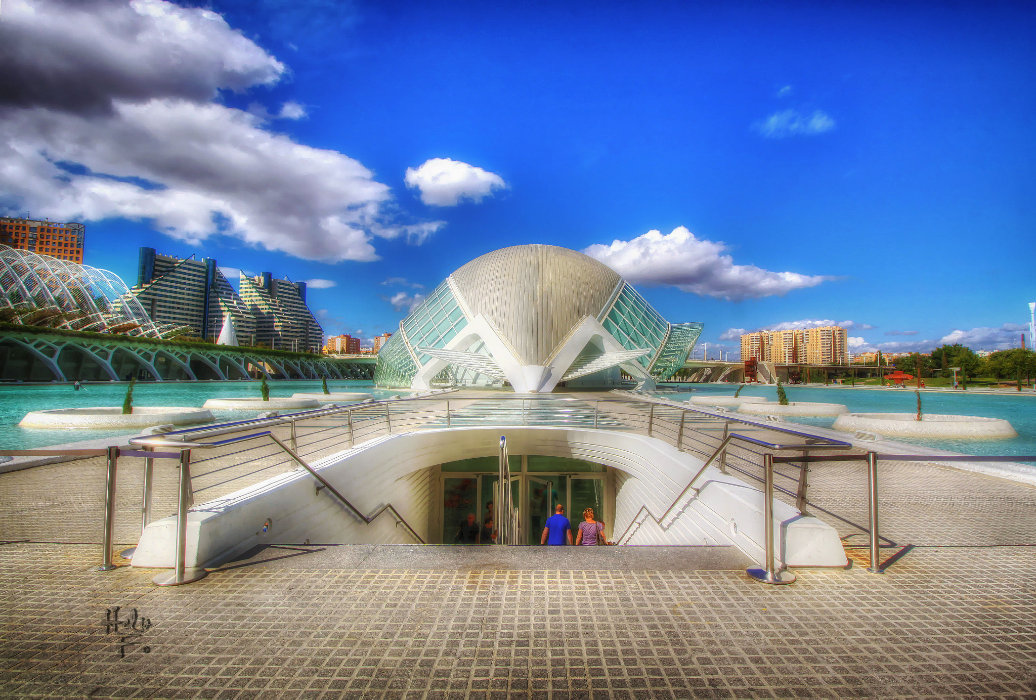 Canon EF-S 10-18mm F4.5–5.6 IS STM sample photo. Ciudad de las artes y las ciencias, valencia. photography
