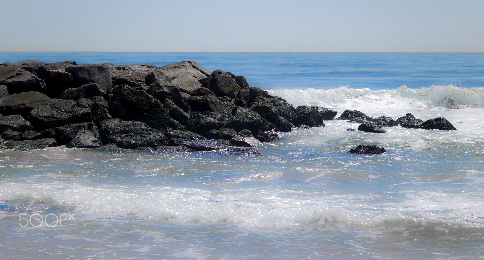 Canon EOS 100D (EOS Rebel SL1 / EOS Kiss X7) sample photo. Ocean in april photography