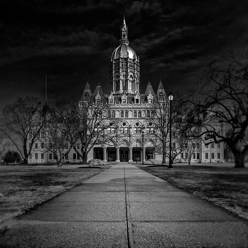 Canon TS-E 24.0mm f/3.5 L II sample photo. Connecticut state capitol photography