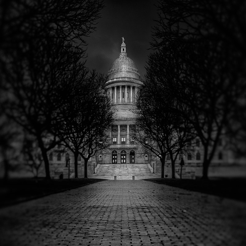 Canon TS-E 24.0mm f/3.5 L II sample photo. Rhode island state house photography